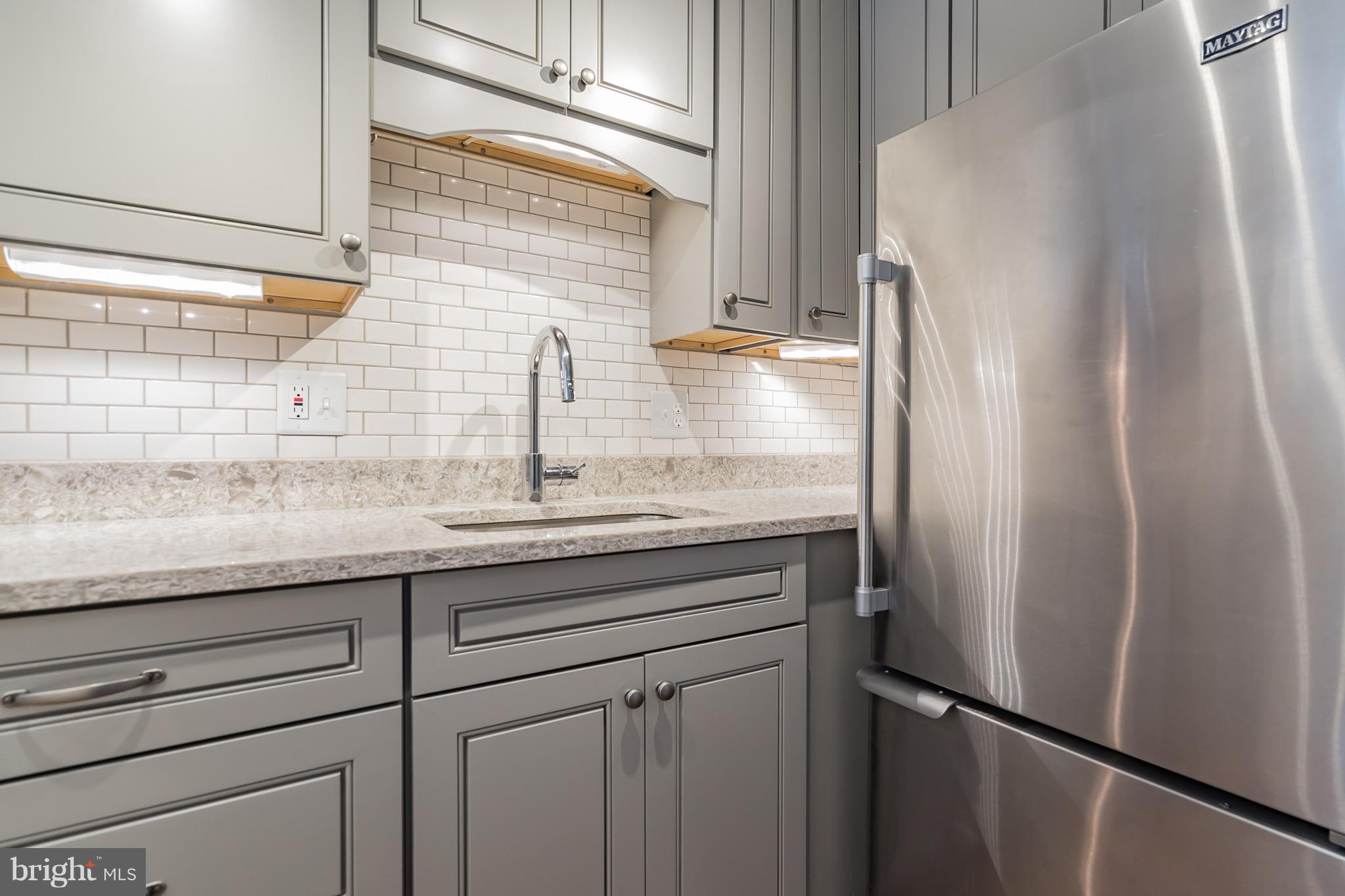 COLONIAL VILLAGE - Residential Lease