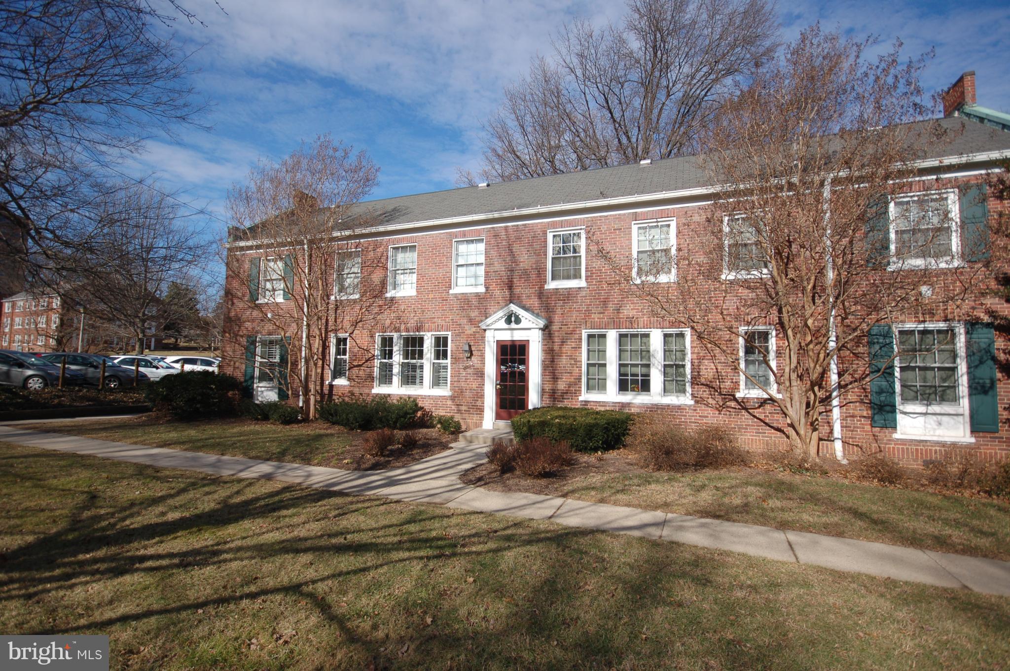 COLONIAL VILLAGE - Residential Lease