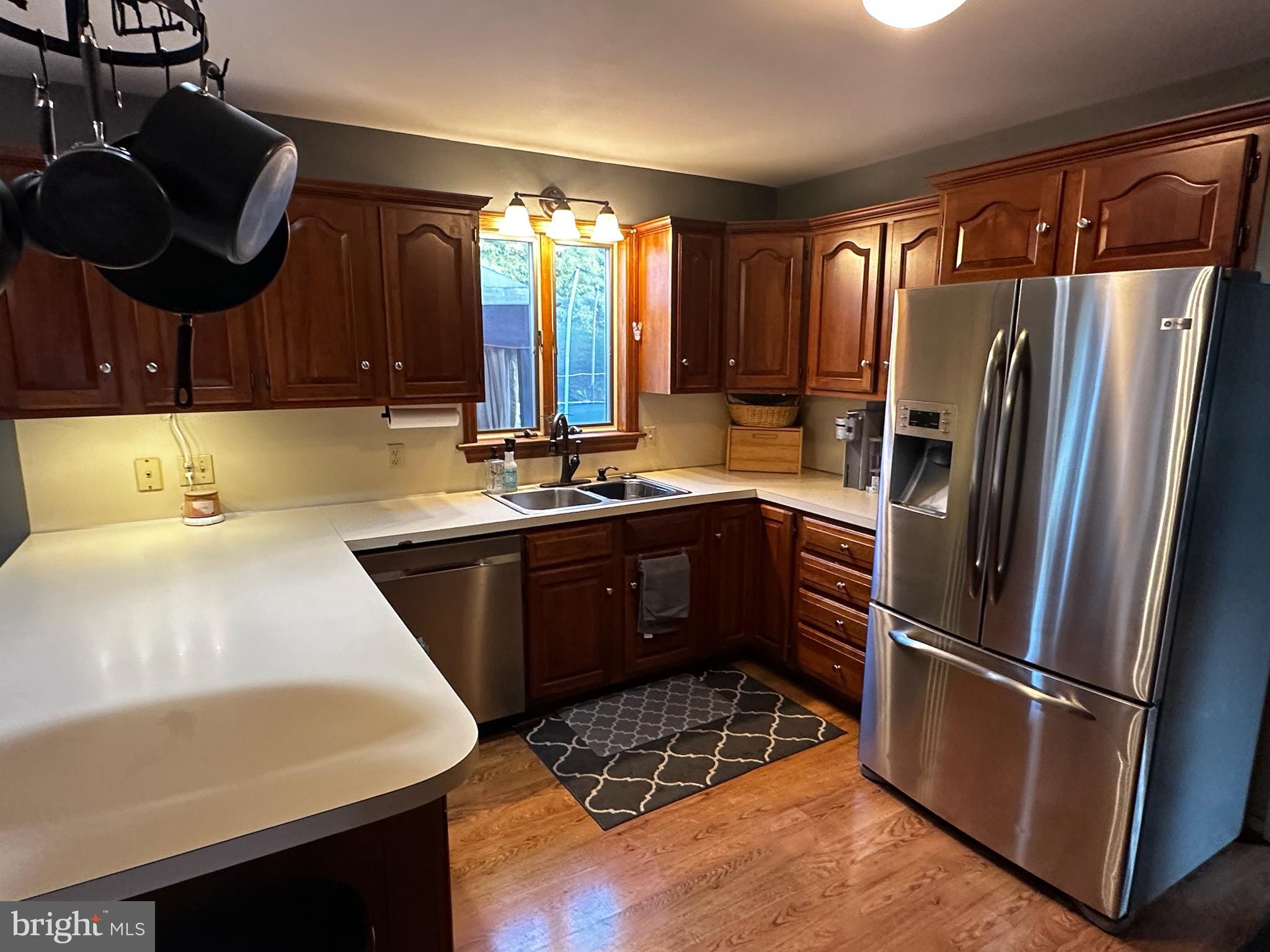 SUNRISE TERRACE - Residential