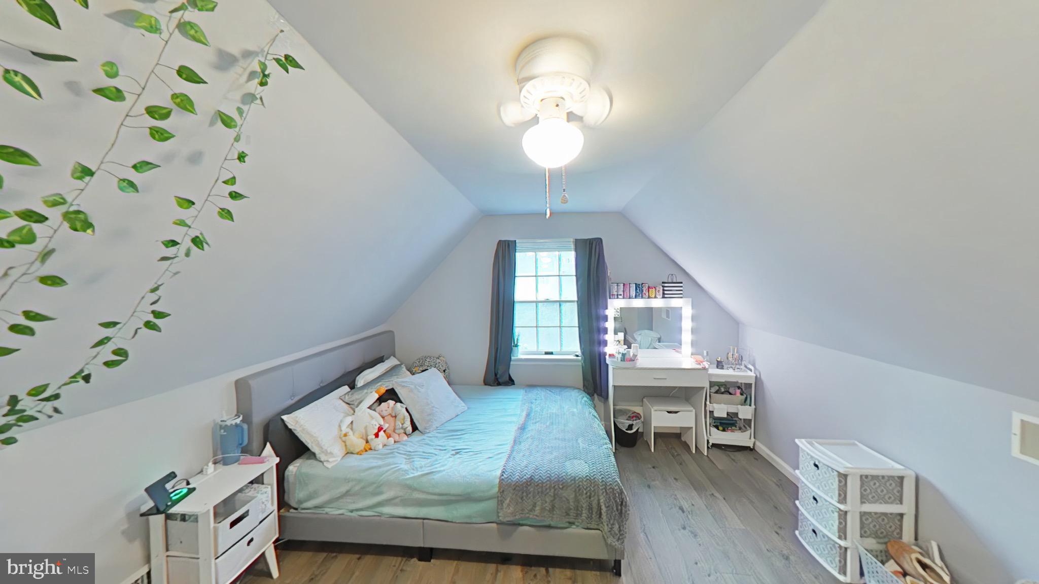 SUNRISE TERRACE - Residential