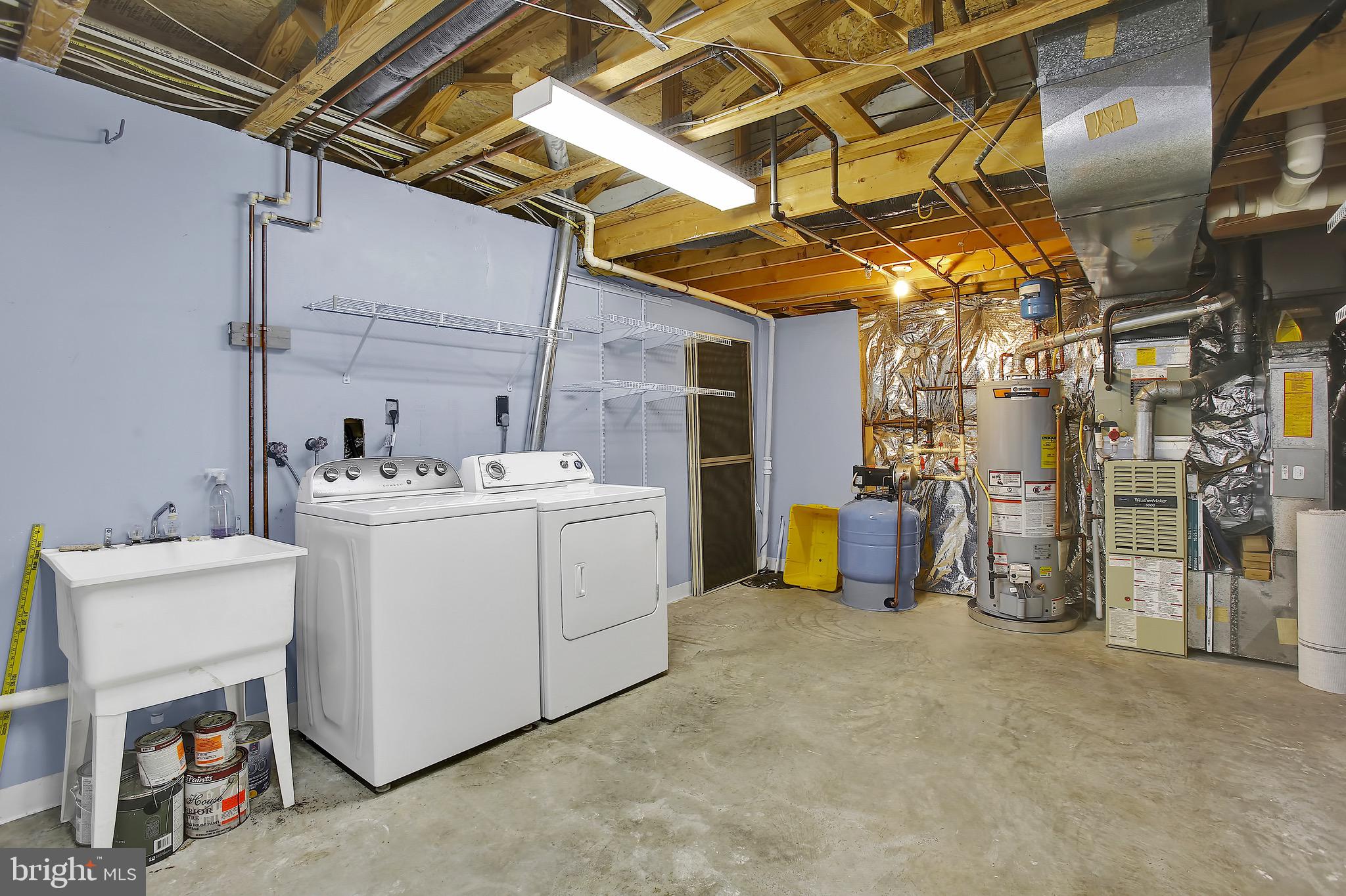 BEECHWOOD HILL - Residential