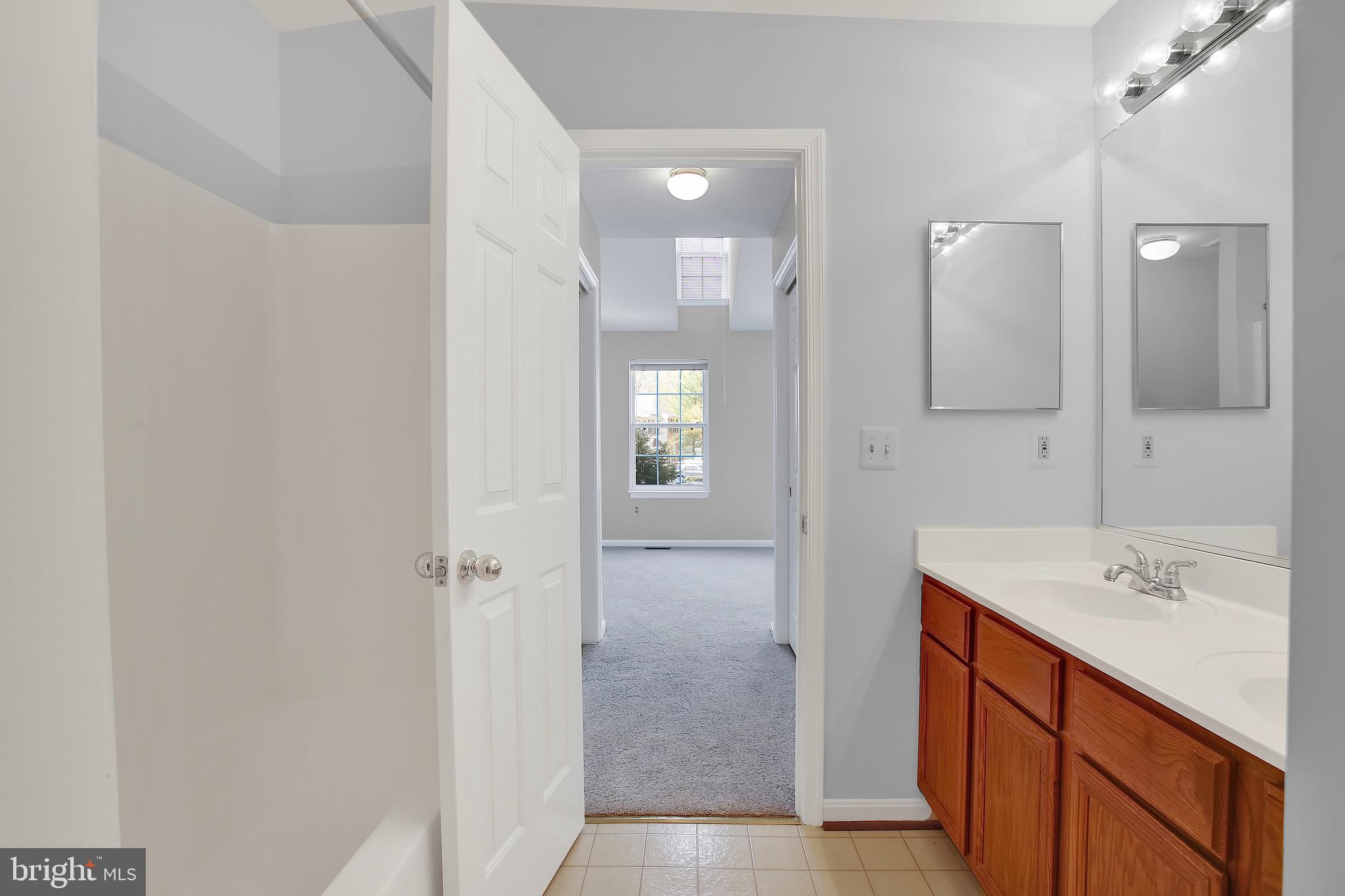 BEECHWOOD HILL - Residential