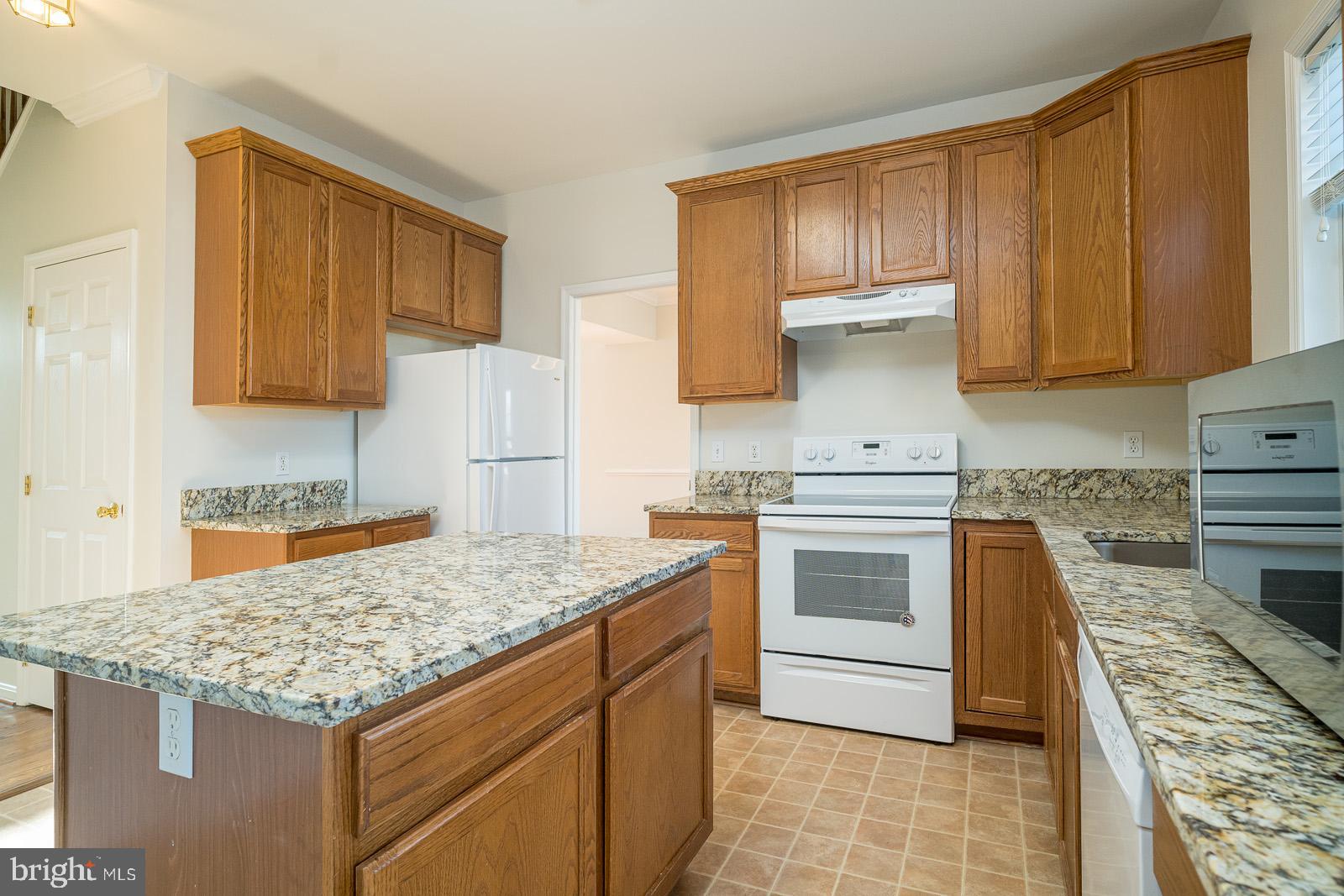 KENSINGTON VIEW - Residential Lease