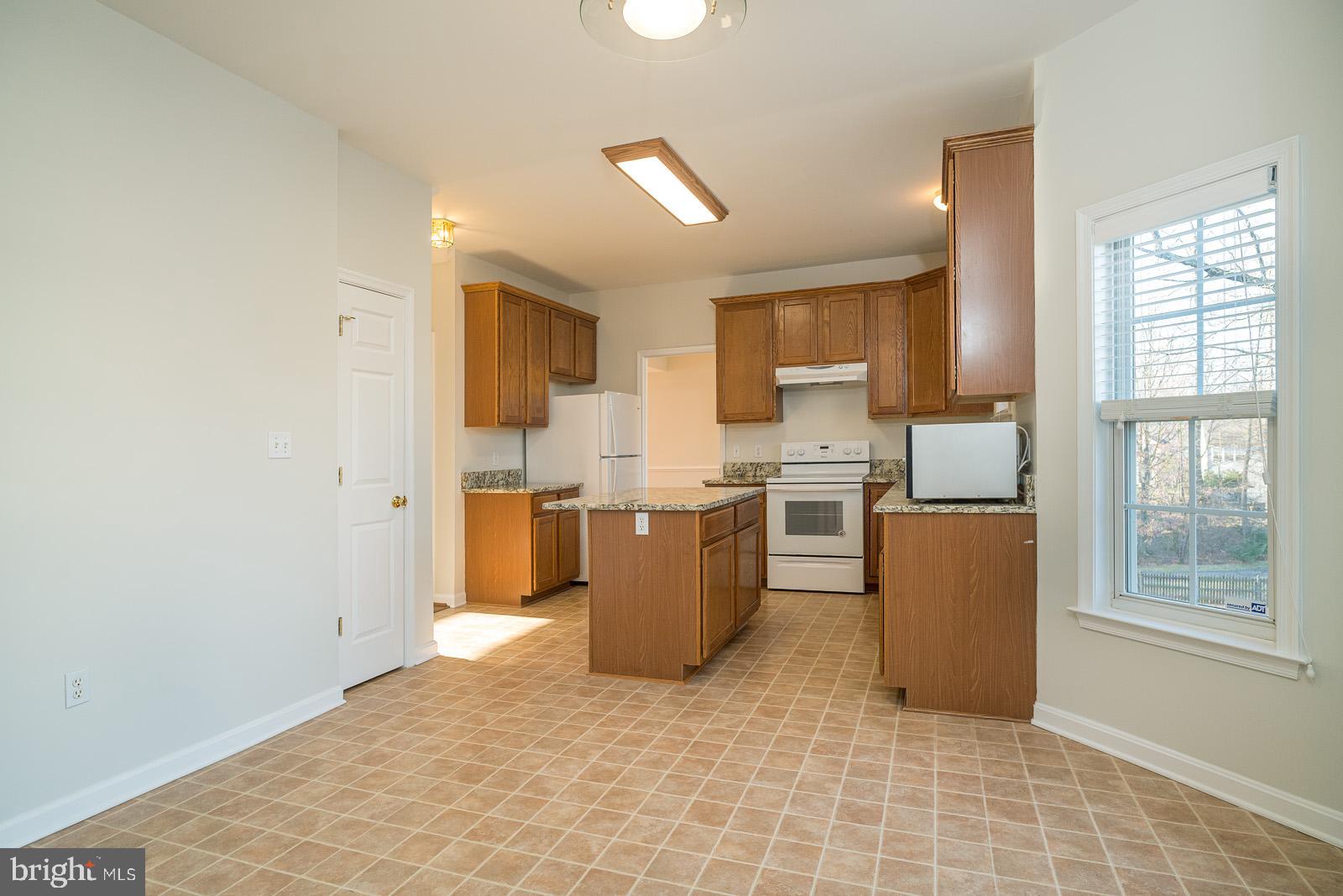 KENSINGTON VIEW - Residential Lease