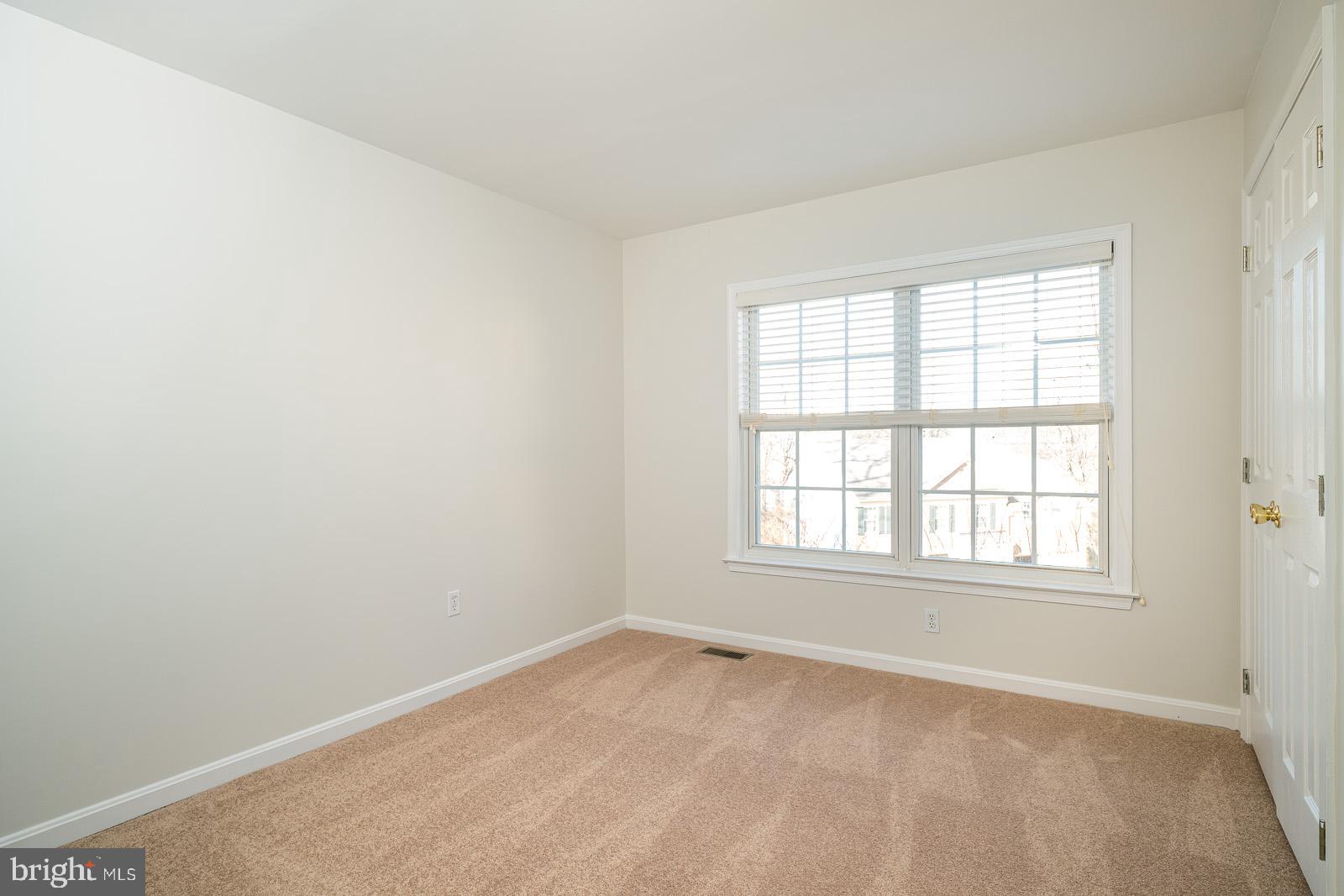 KENSINGTON VIEW - Residential Lease