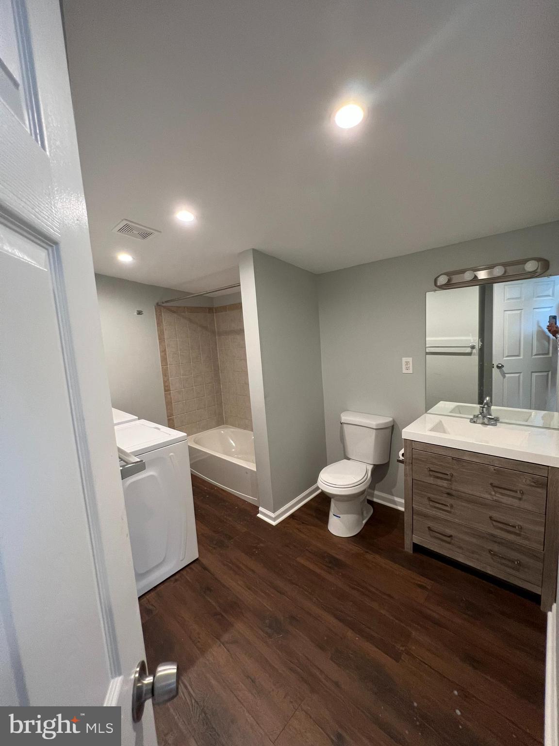 GREGORY FARMS - Residential