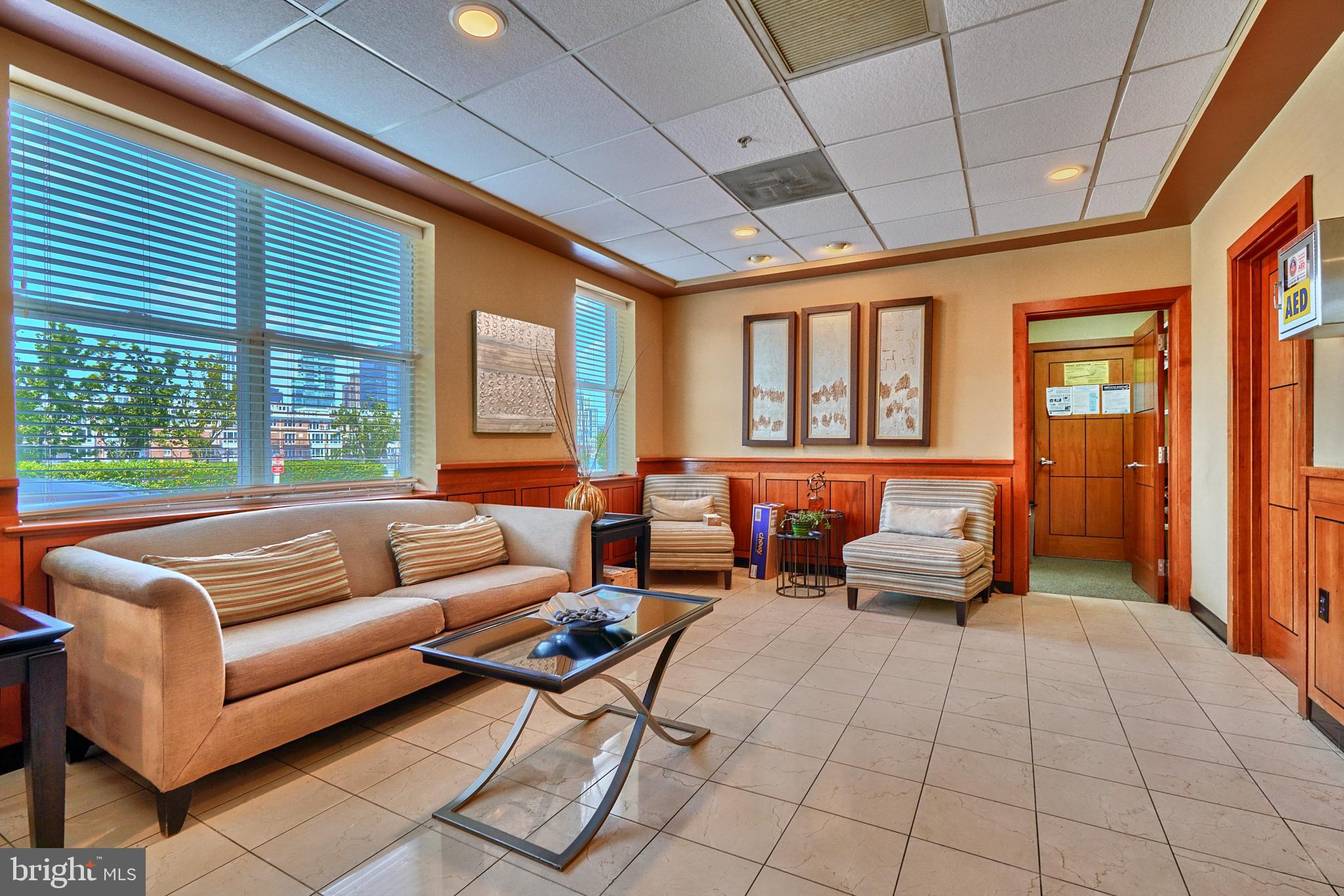 PIERSIDE AT HARBORVIEW - Residential Lease