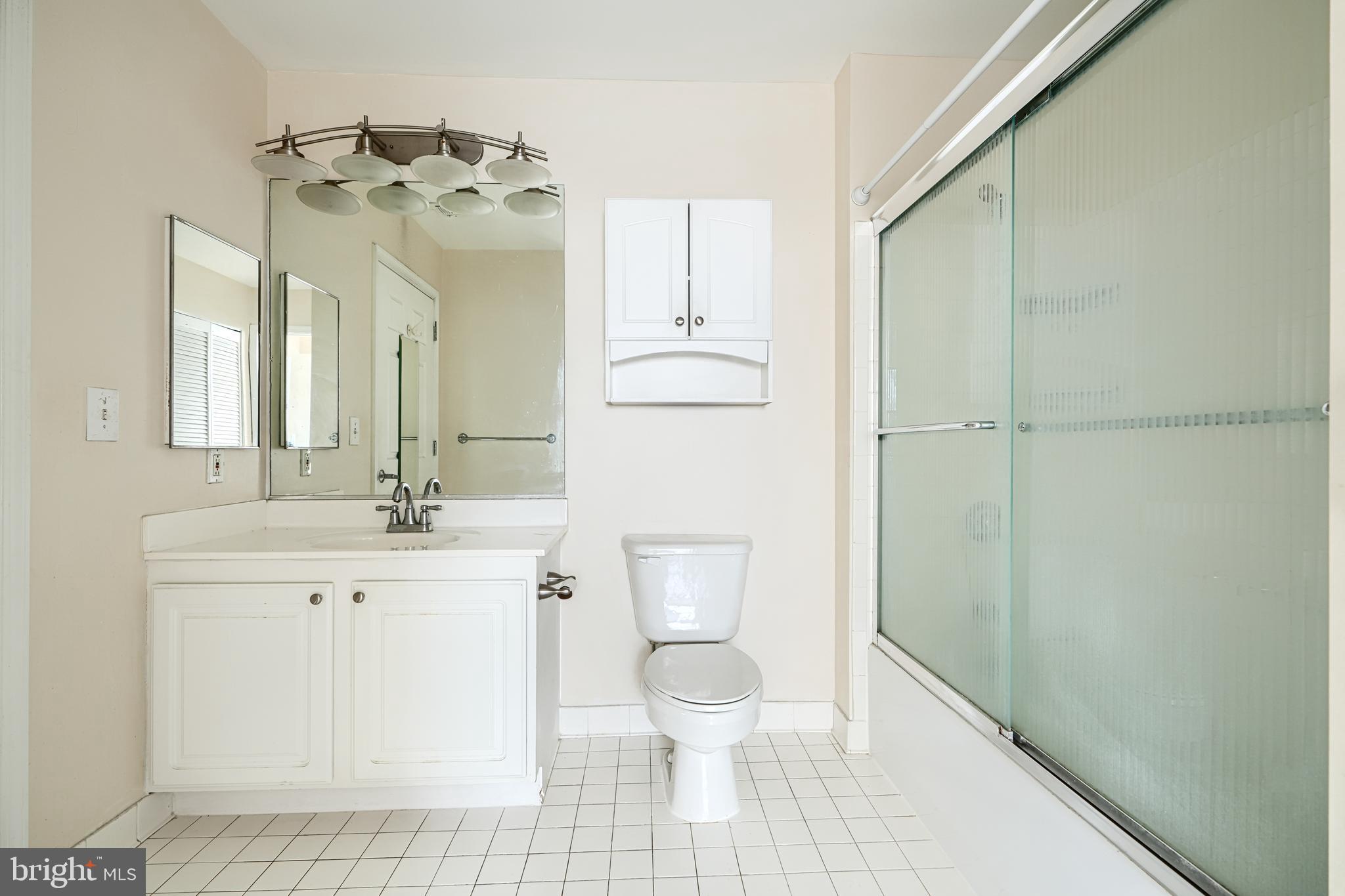 PIERSIDE AT HARBORVIEW - Residential Lease