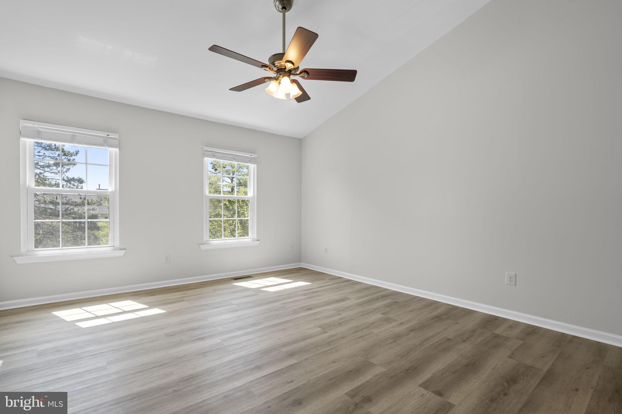 PINECREST - Residential