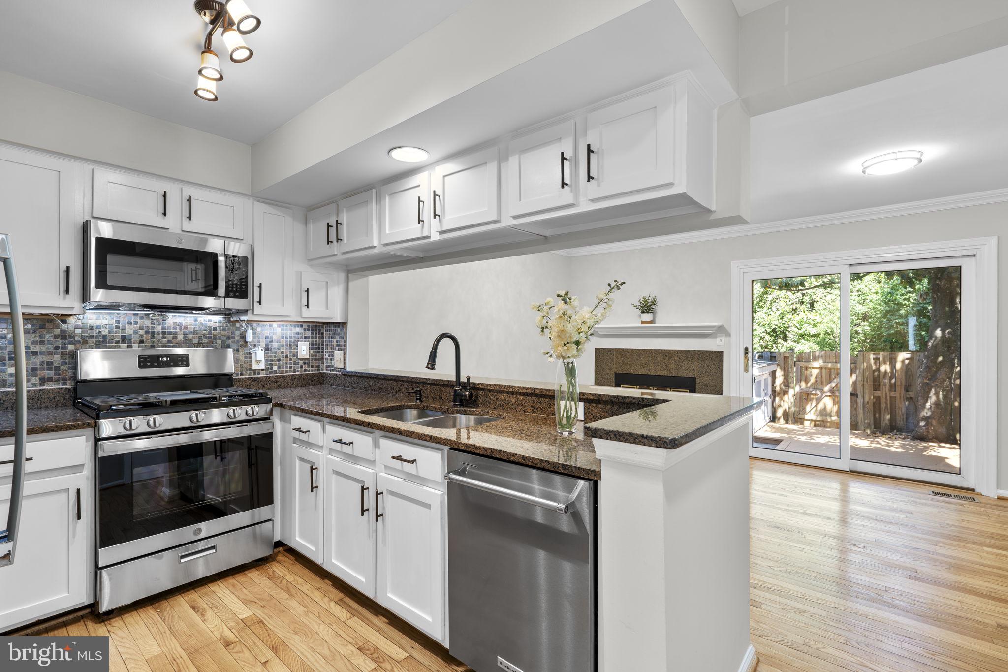 PINECREST - Residential