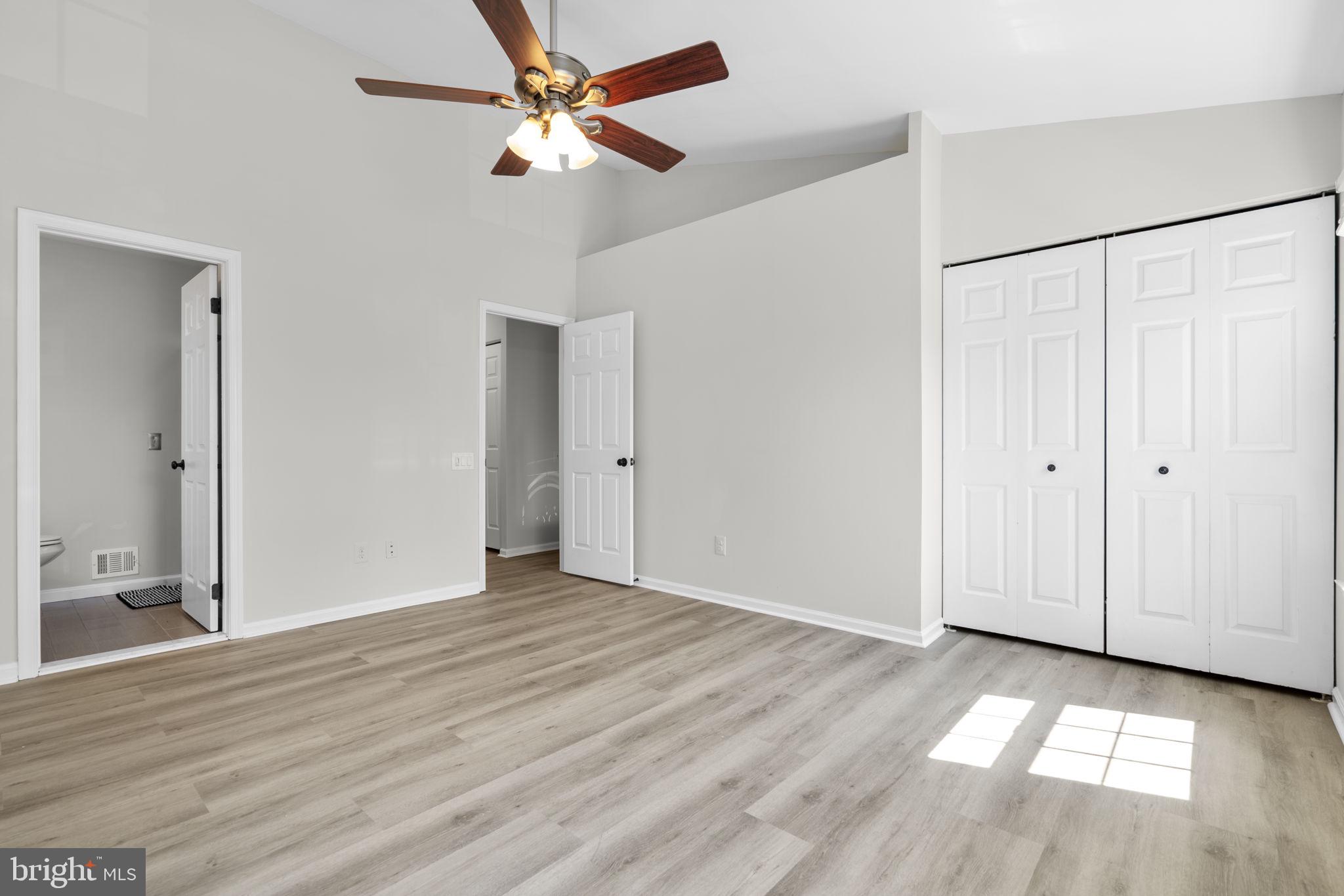 PINECREST - Residential
