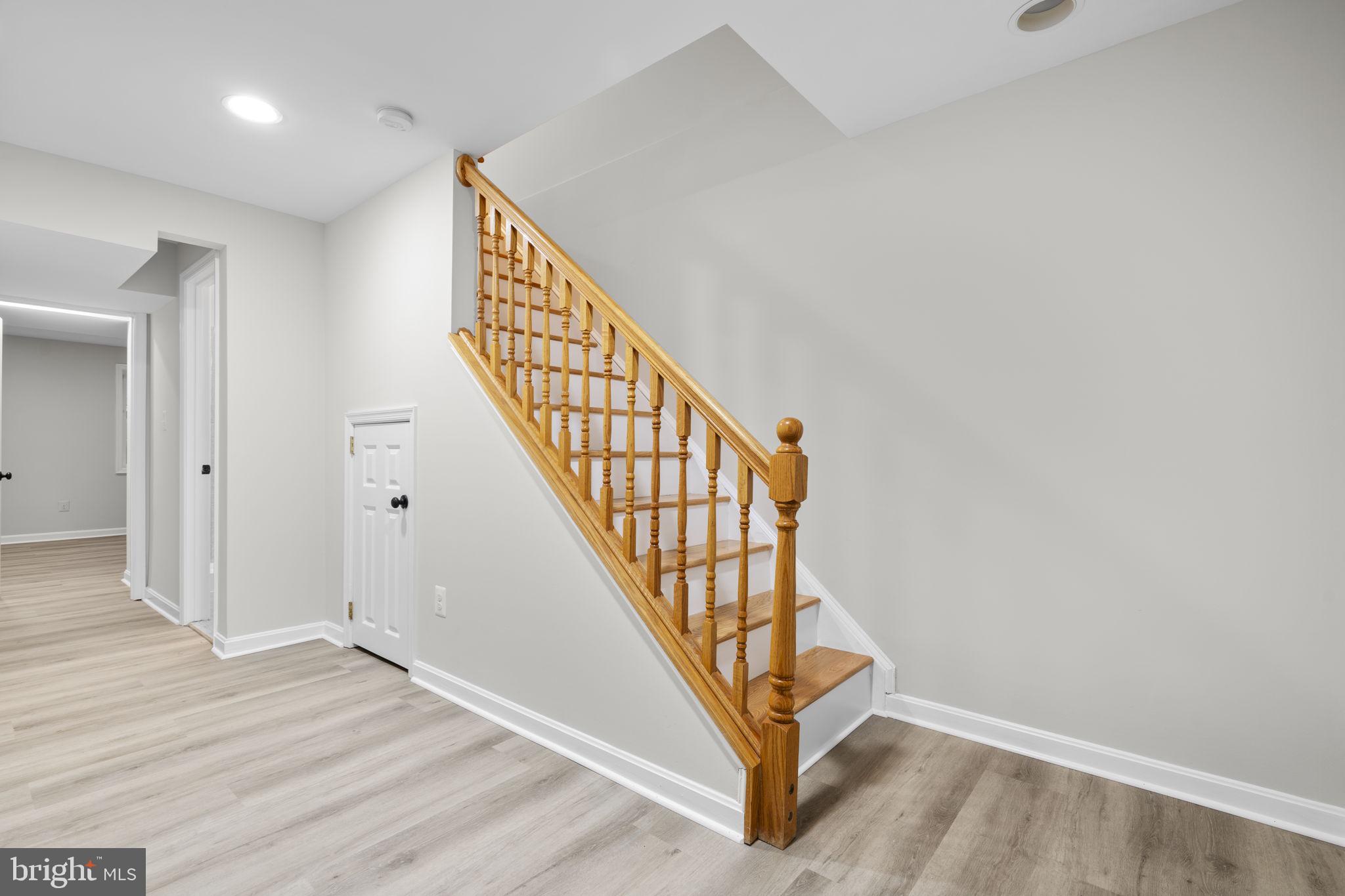 PINECREST - Residential