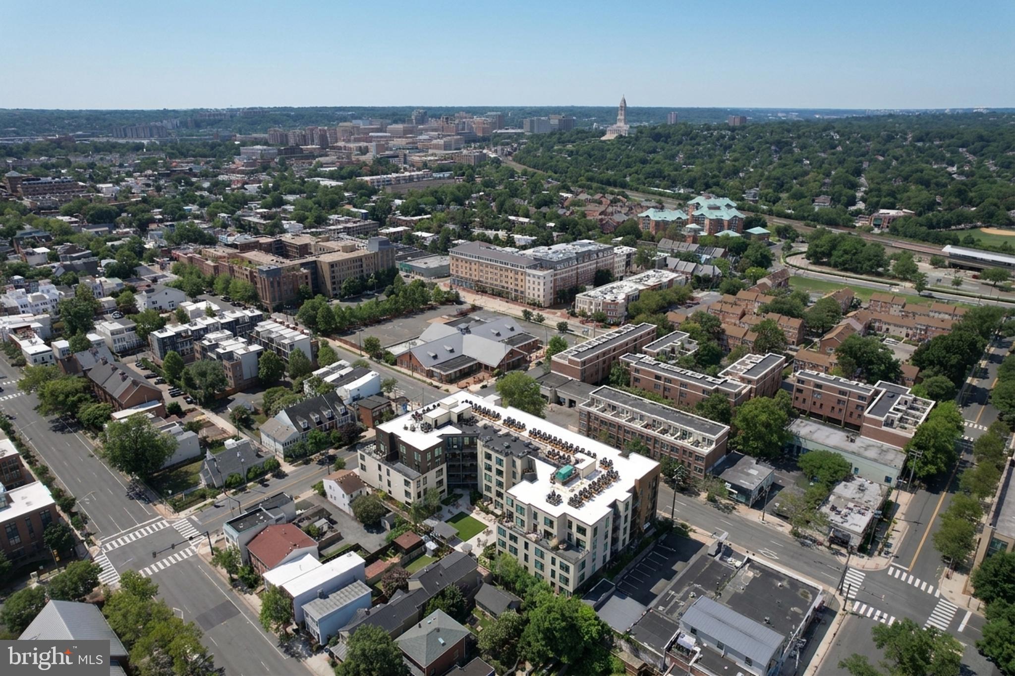 701 N HENRY STREET 401