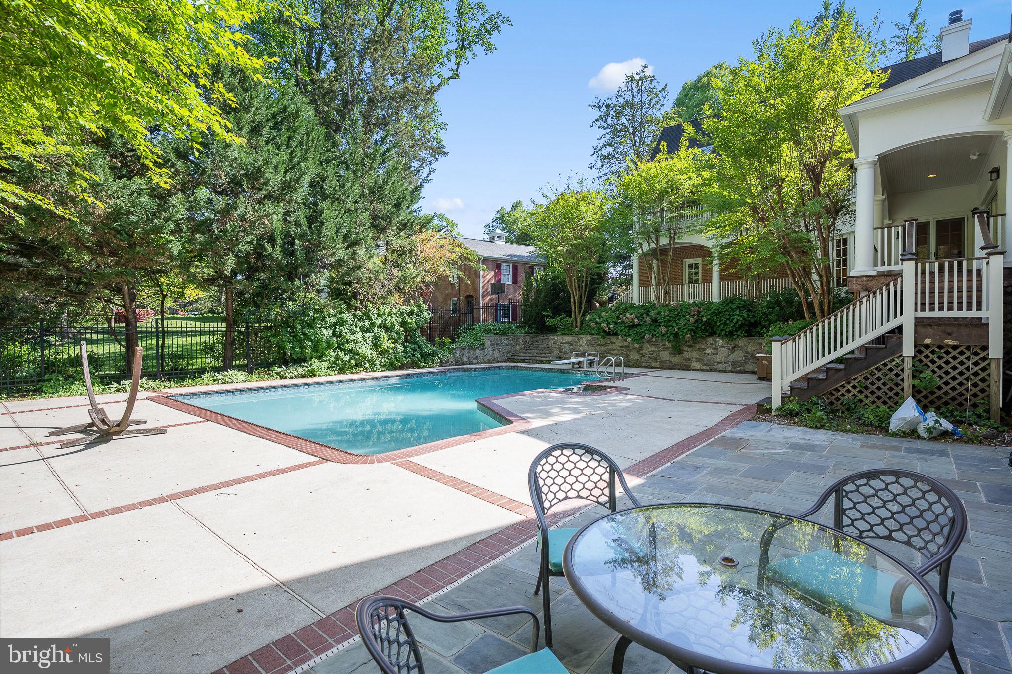 ROCK CREEK HILLS - Residential