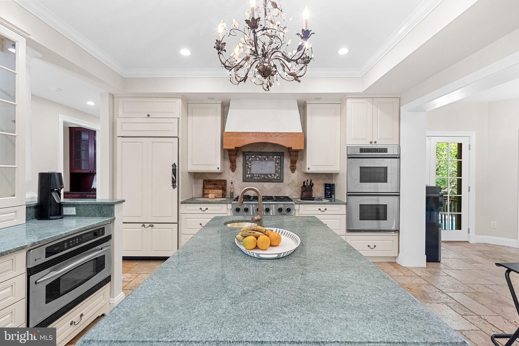 ROCK CREEK HILLS - Residential