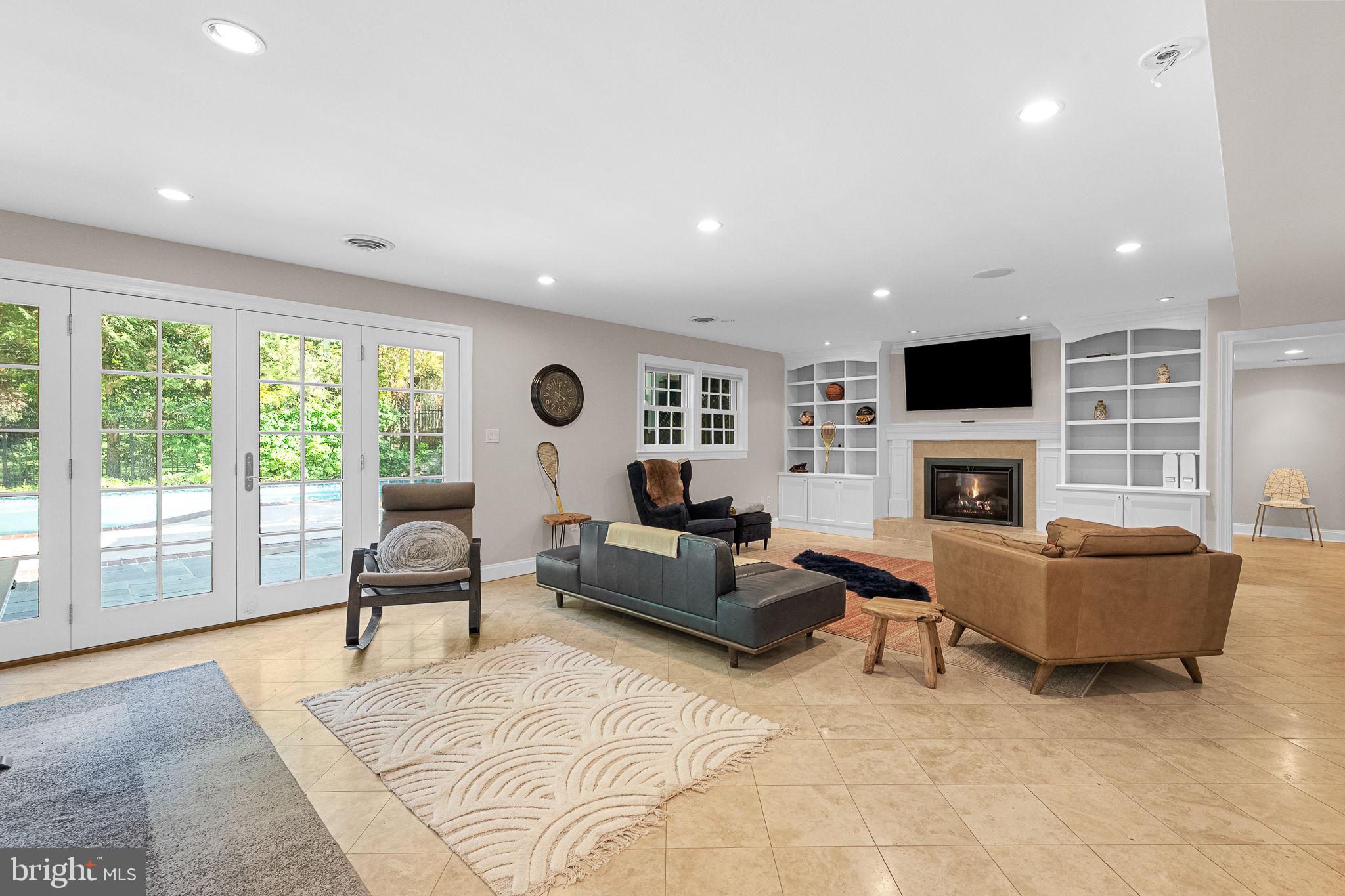 ROCK CREEK HILLS - Residential