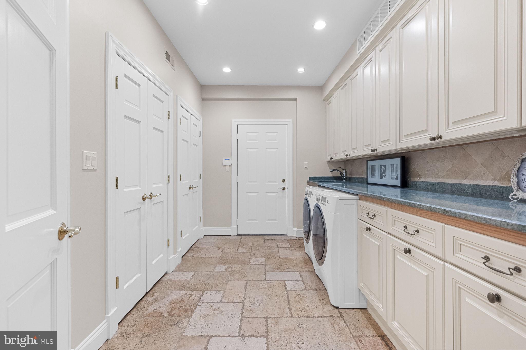 ROCK CREEK HILLS - Residential