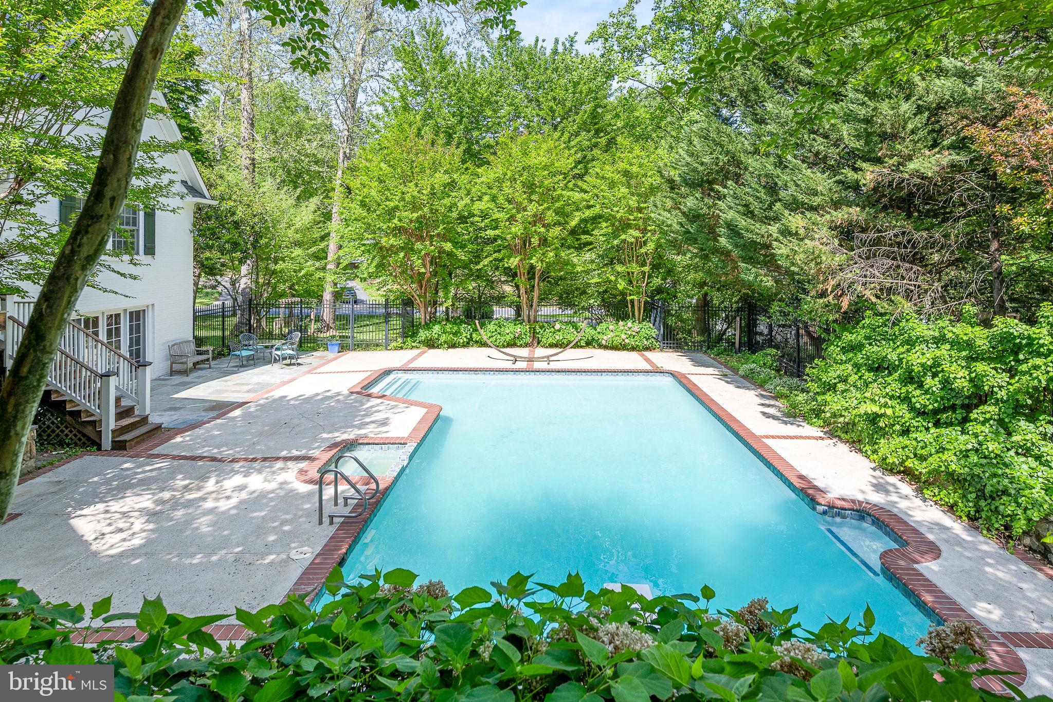 ROCK CREEK HILLS - Residential