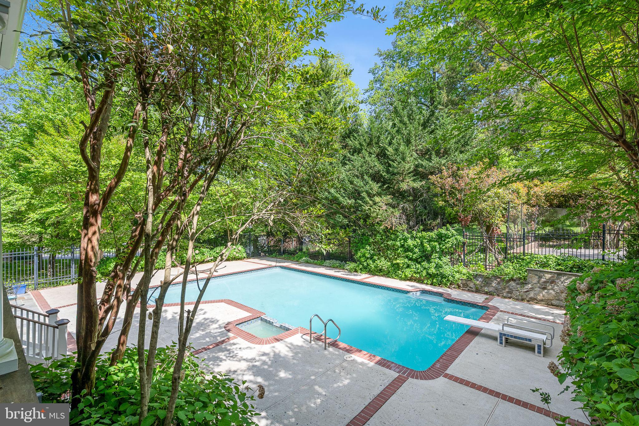 ROCK CREEK HILLS - Residential
