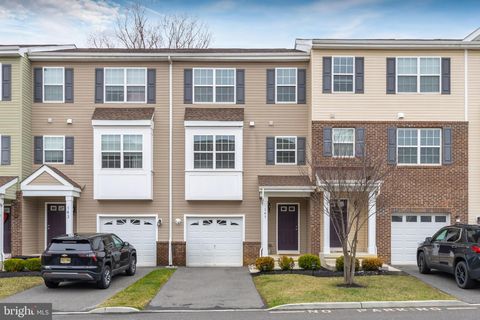 Townhouse For Sale - 145 Buddy Powell Lane<br/> WENONAH, NJ 08090