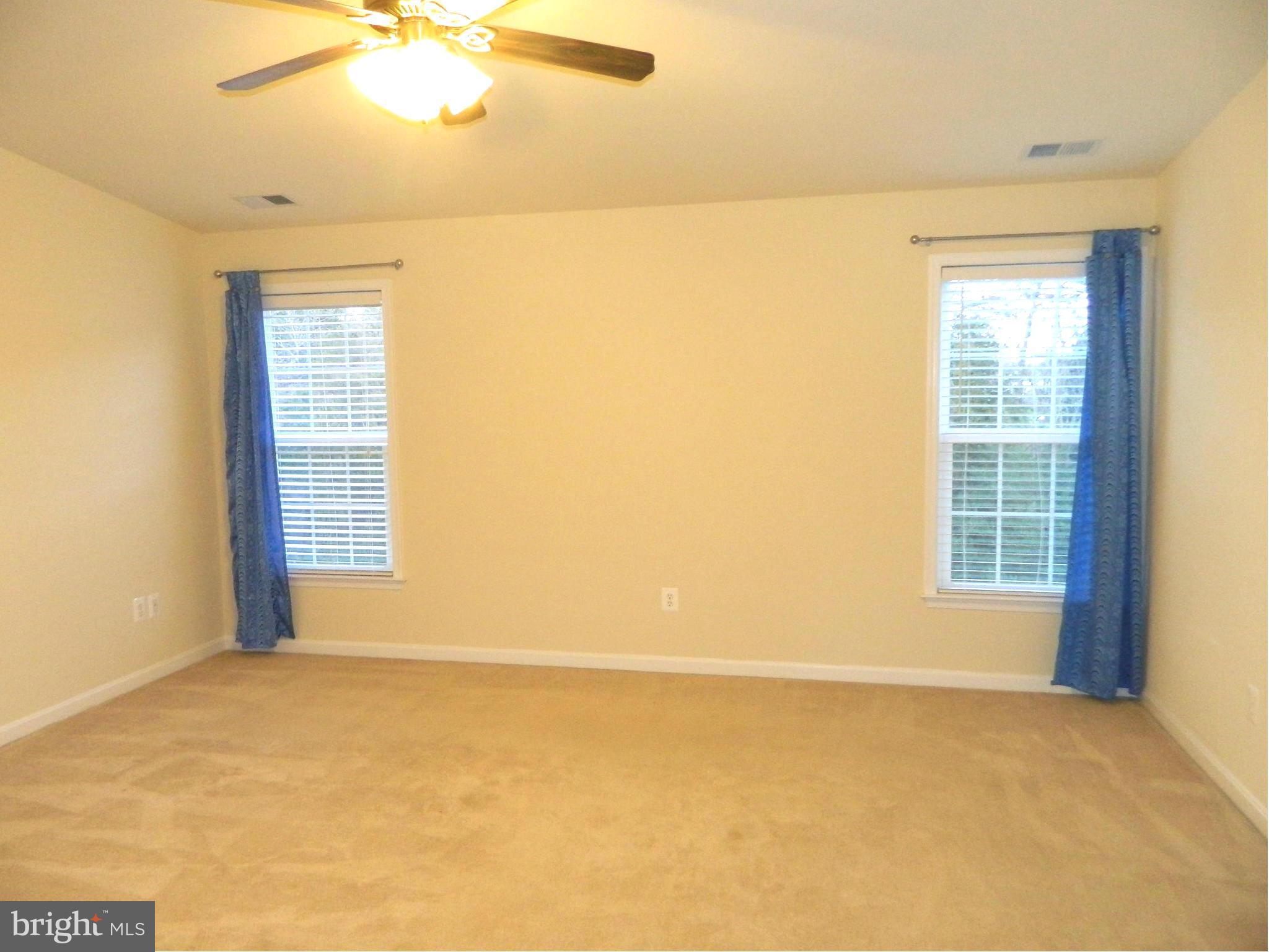 STONE RIDGE SOUTH - Residential Lease