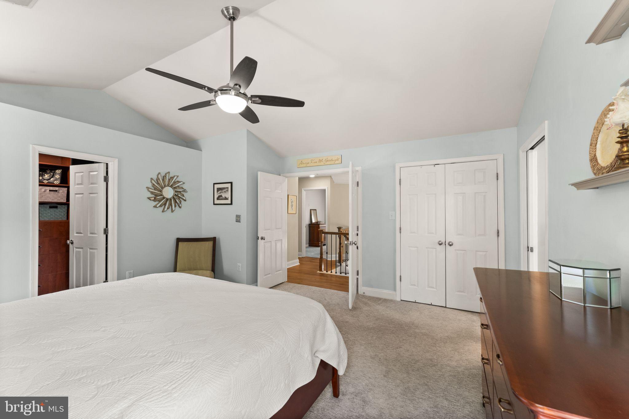 ASHBURN VILLAGE - Residential