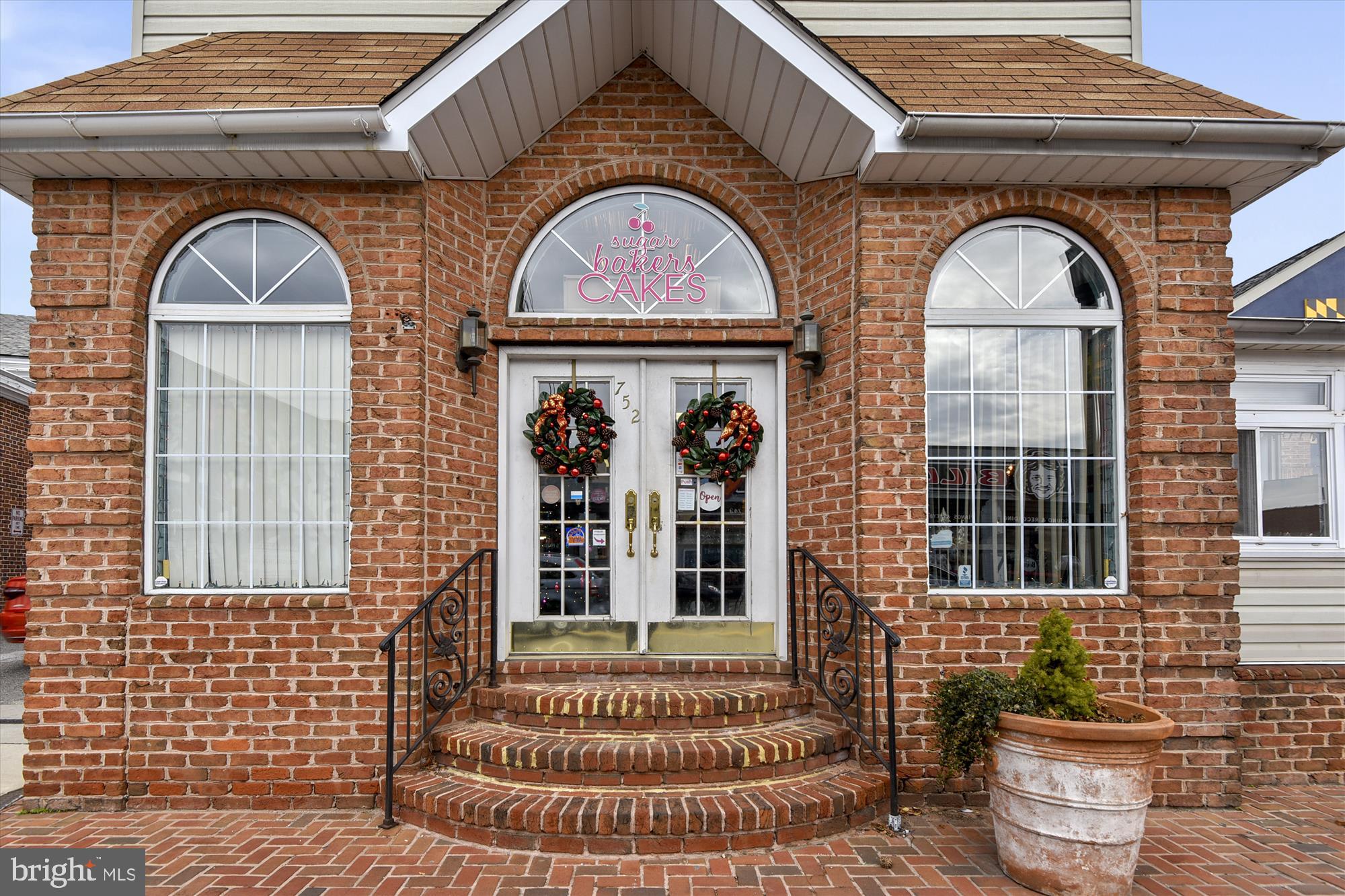 CATONSVILLE PINES - Residential Lease