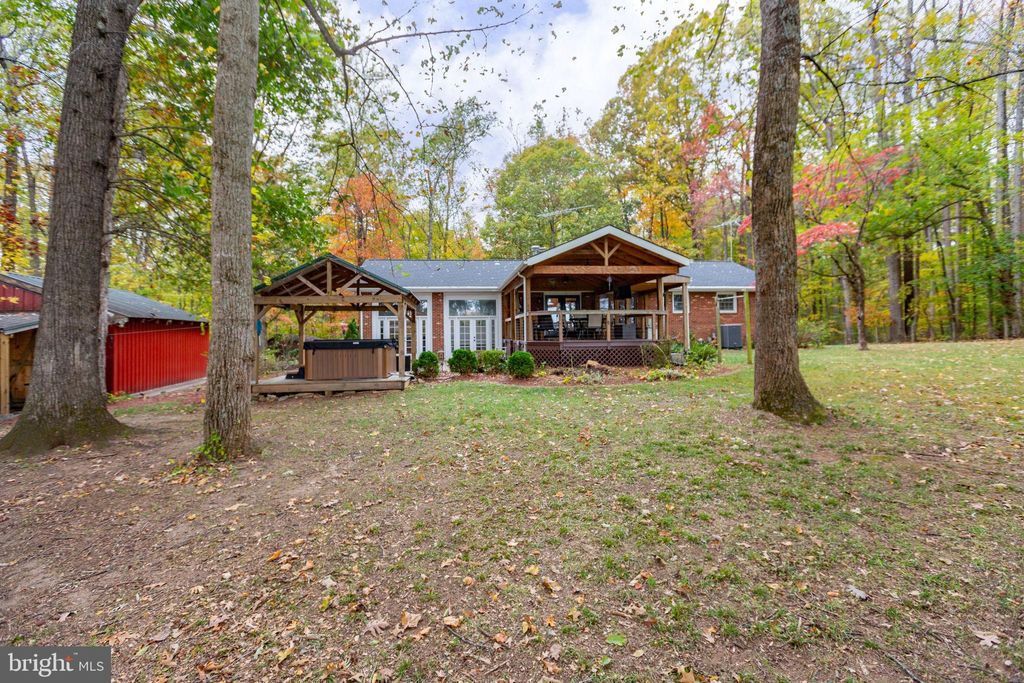 Photo of 59 Creek Lane, FREDERICKSBURG, VA 22406 (MLS # VAST2043946)