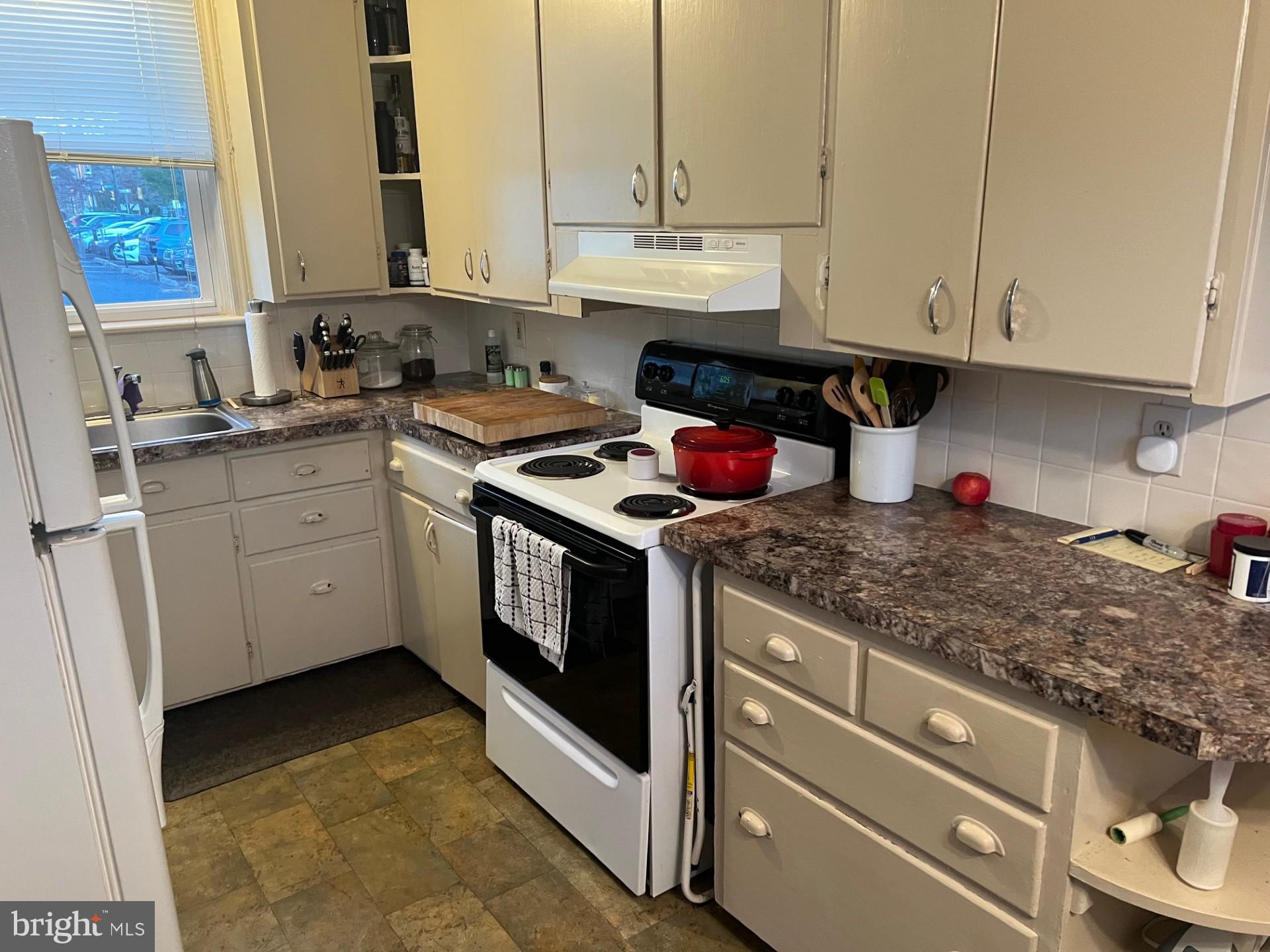 DOYLESTOWN BORO - Residential Lease