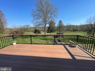 INGLESIDE VILLAGE - Residential