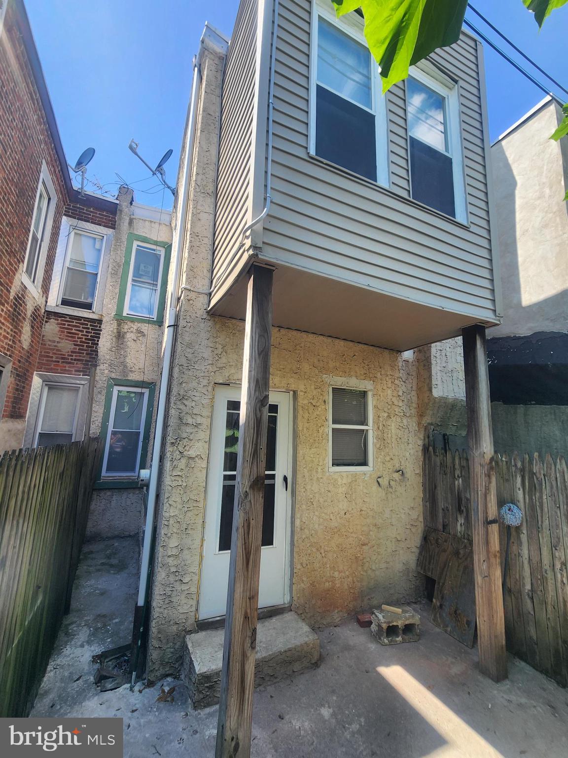 PHILADELPHIA - Residential