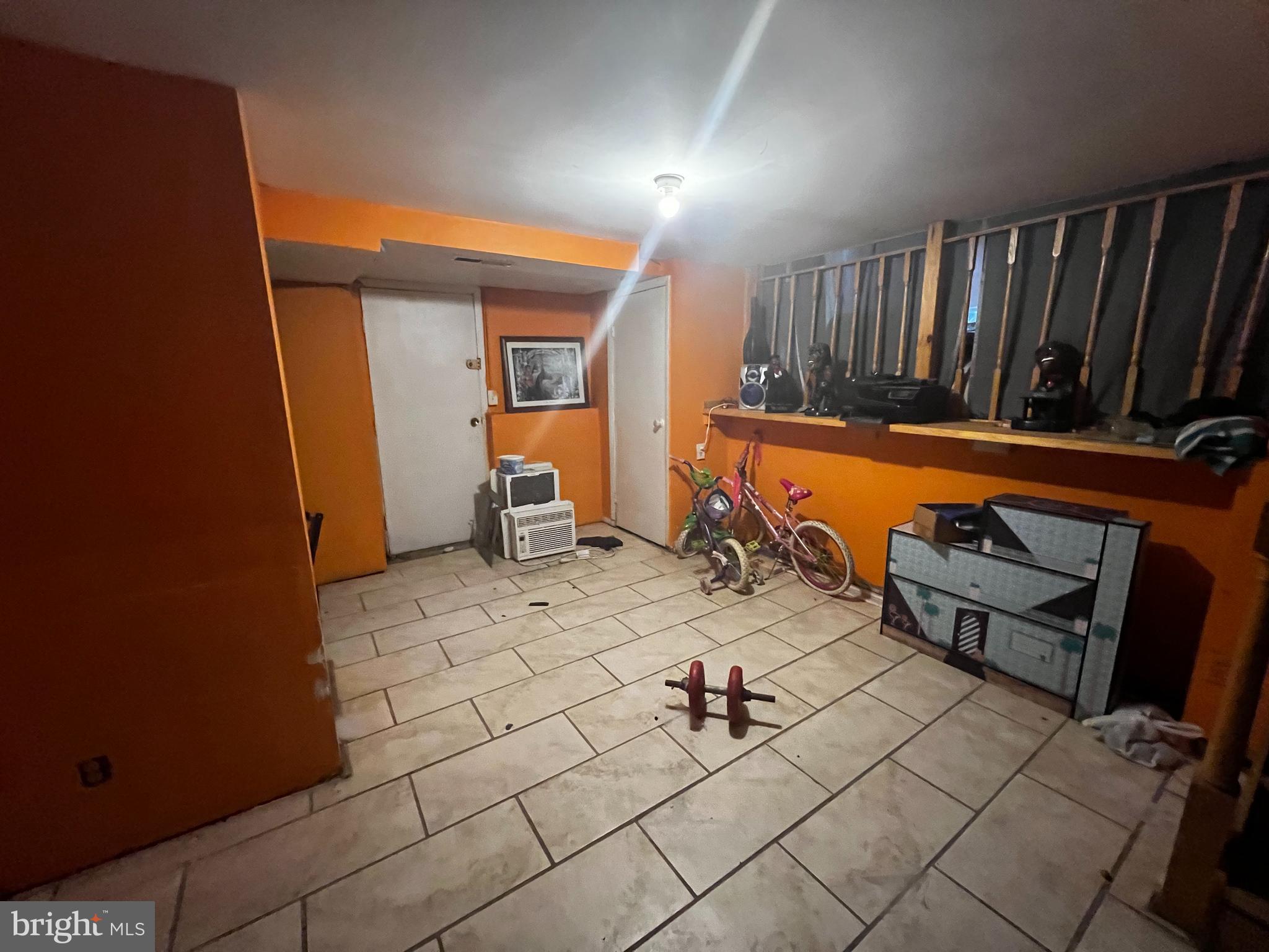 NOTTINGHAM WOODS - Residential