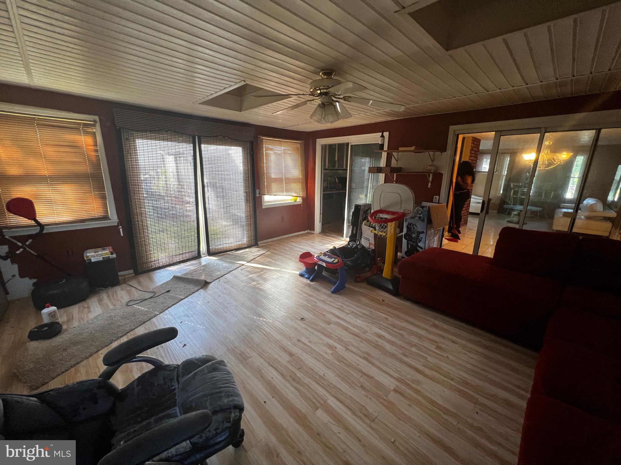 NOTTINGHAM WOODS - Residential