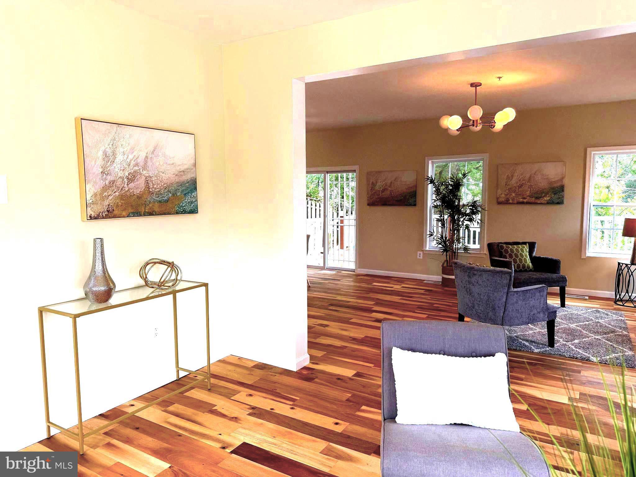 HAWTHORNE HILL - Residential