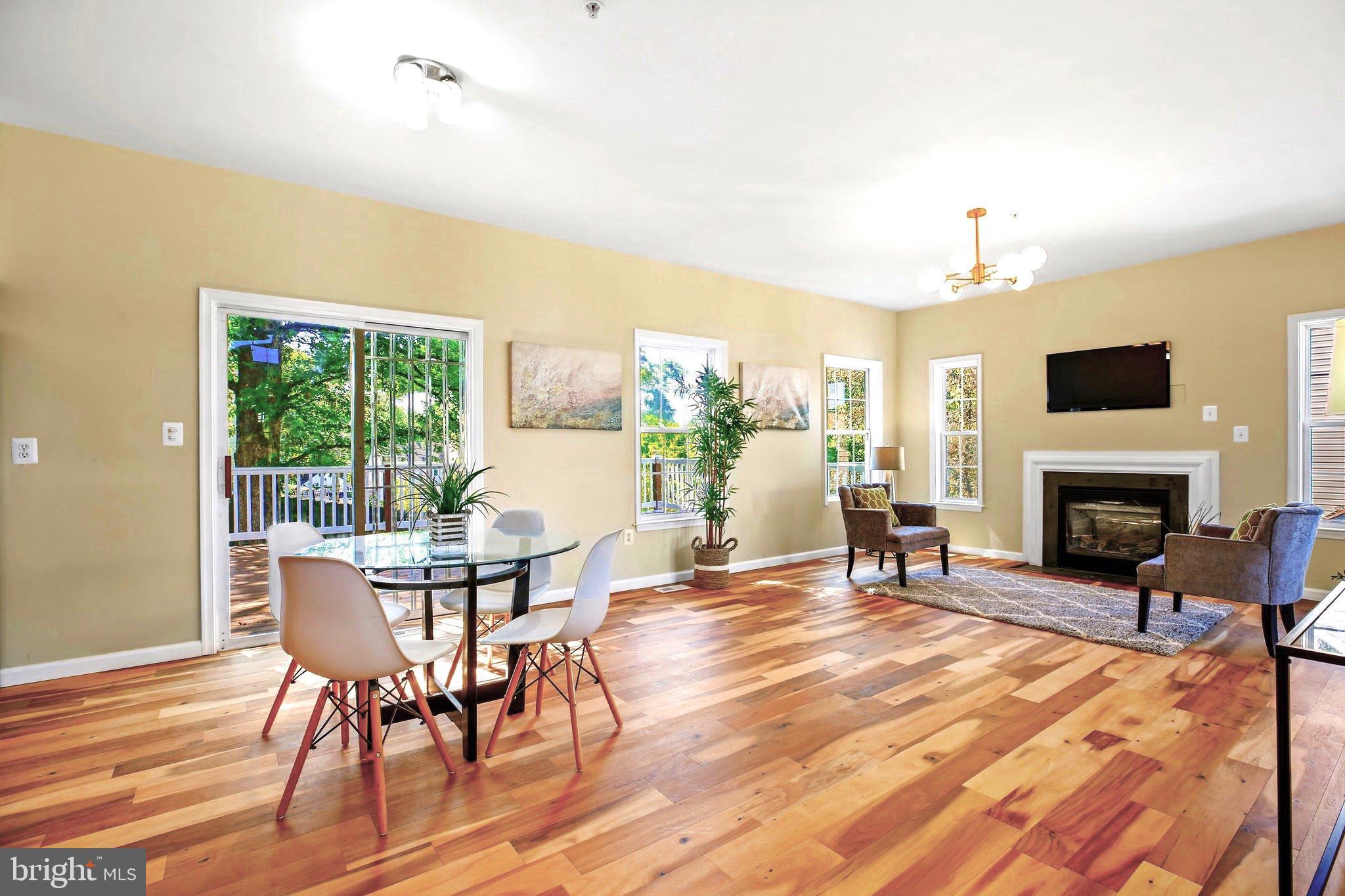 HAWTHORNE HILL - Residential