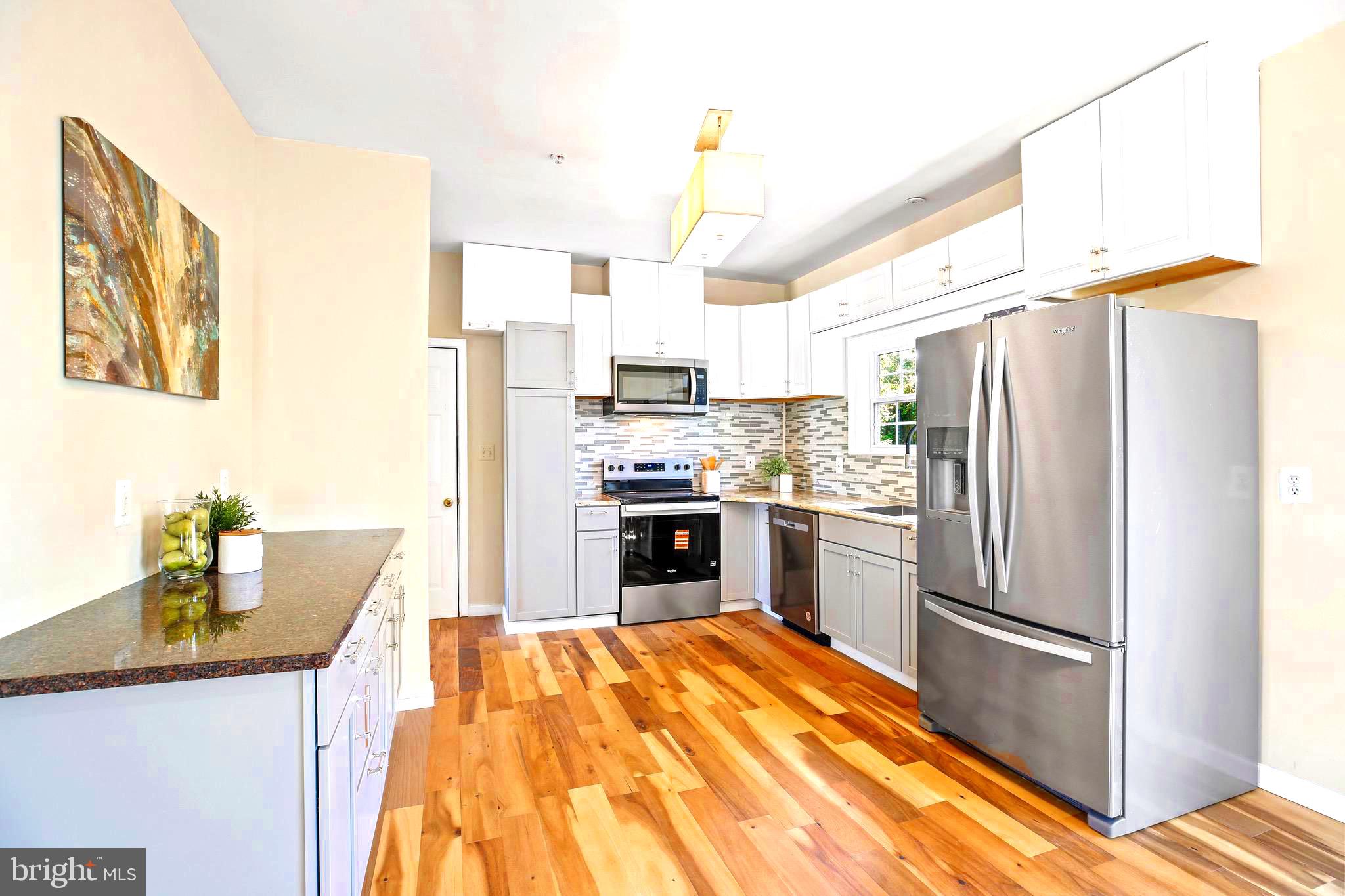 HAWTHORNE HILL - Residential