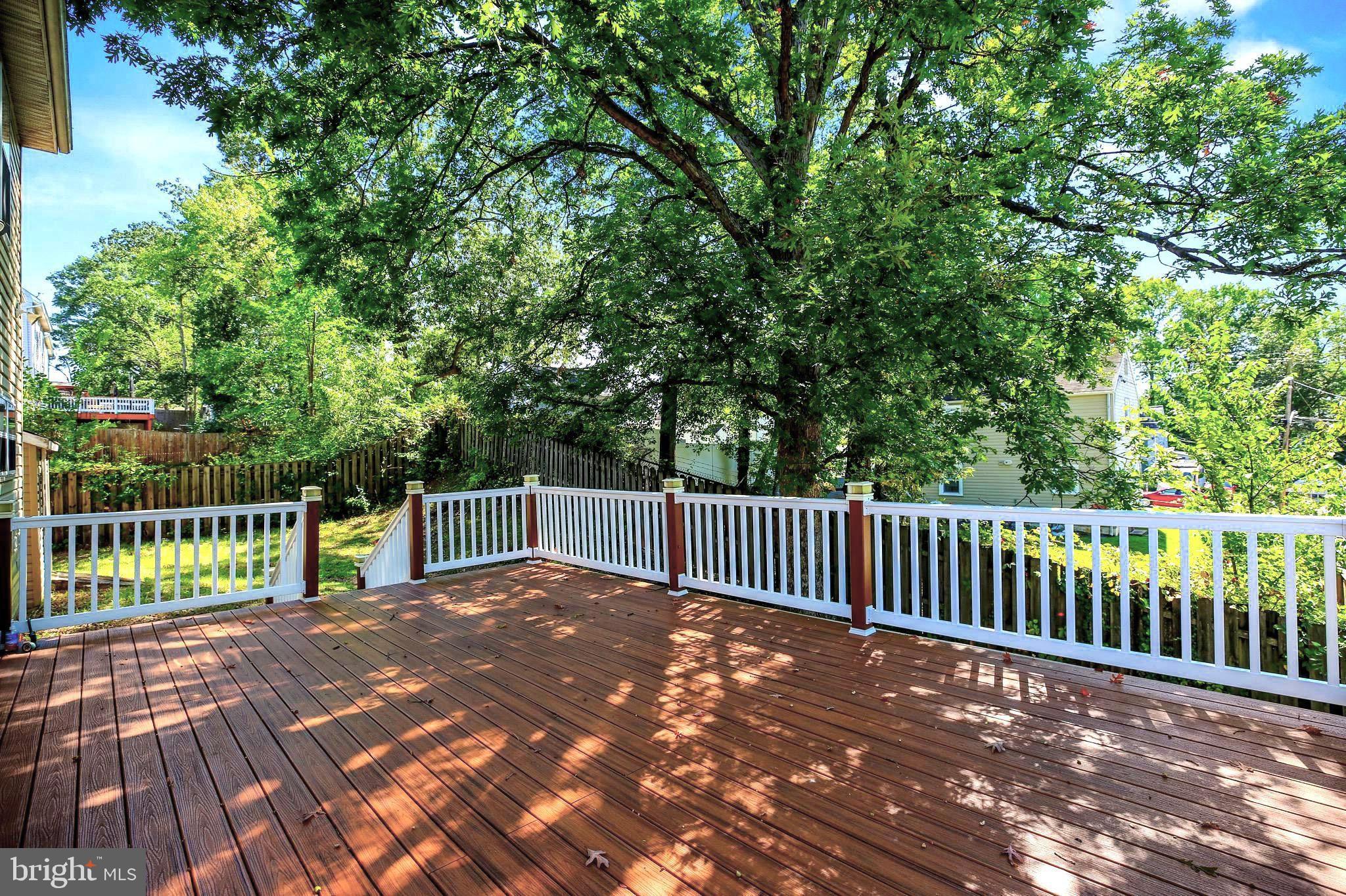 HAWTHORNE HILL - Residential