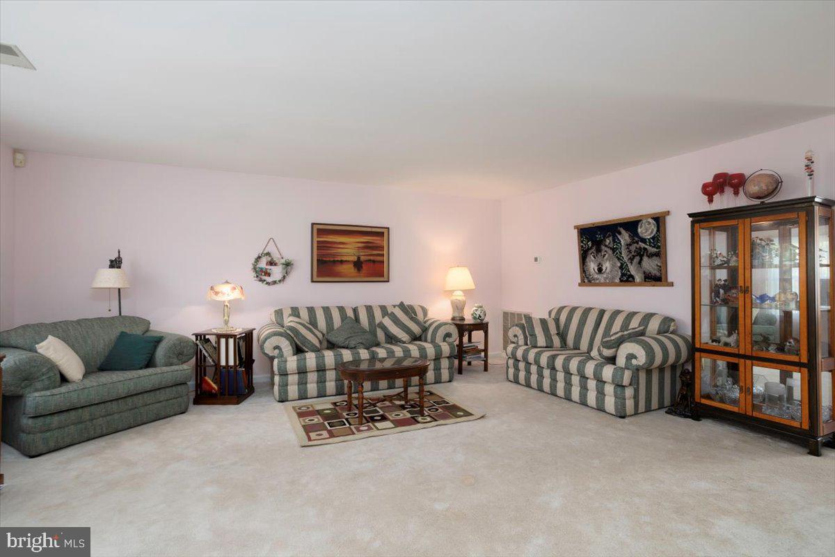 DOUBLE HILLS ESTATES - Residential