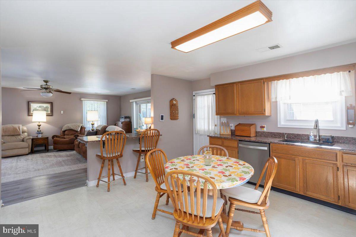 DOUBLE HILLS ESTATES - Residential