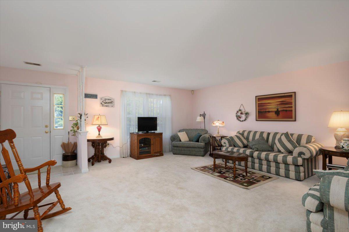 DOUBLE HILLS ESTATES - Residential