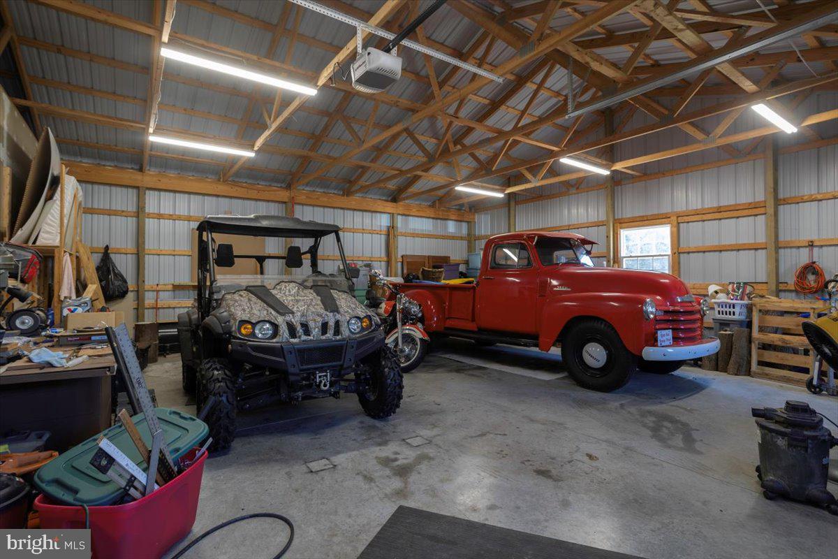 DOUBLE HILLS ESTATES - Residential