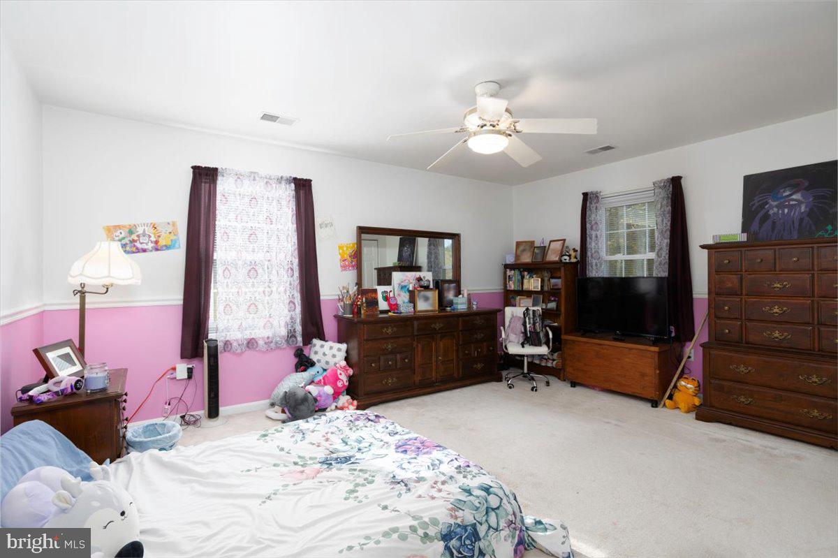 DOUBLE HILLS ESTATES - Residential