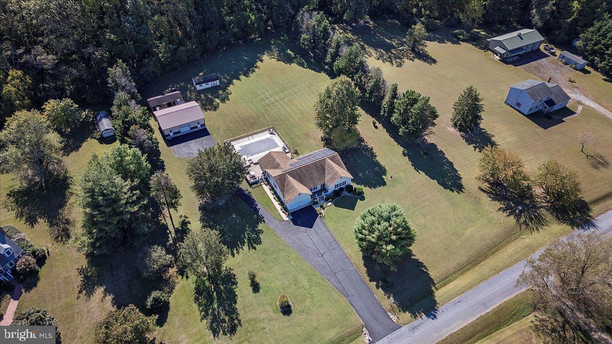 DOUBLE HILLS ESTATES - Residential