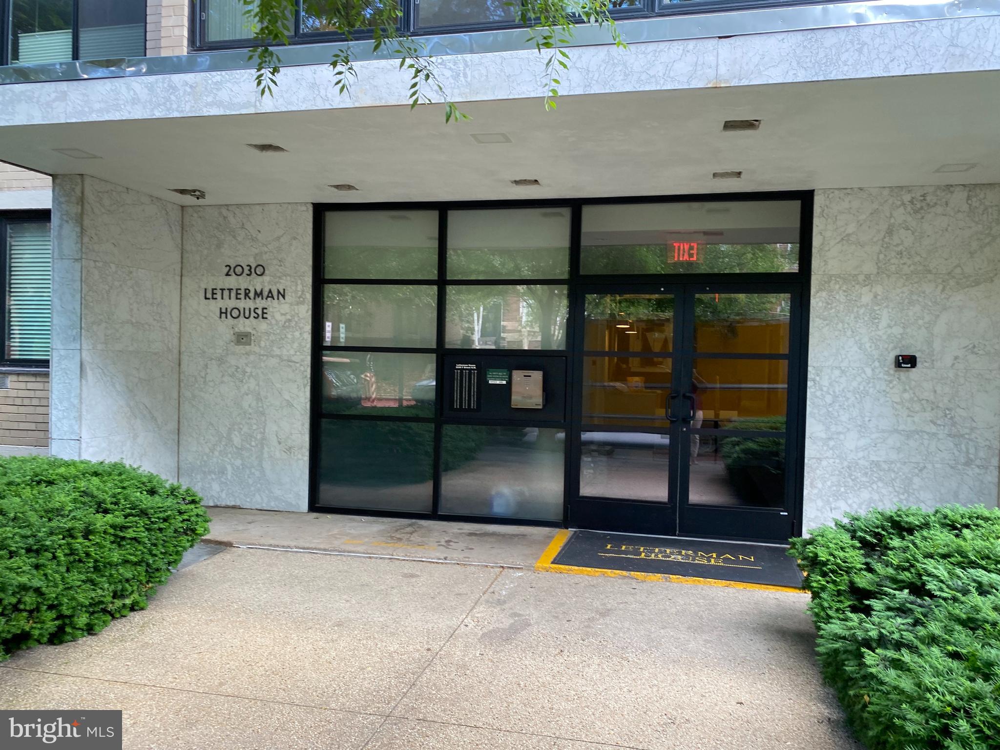 FOGGY BOTTOM - Residential Lease