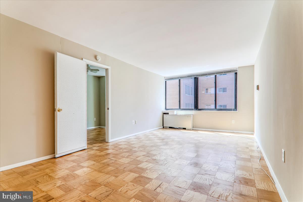 FOGGY BOTTOM - Residential Lease