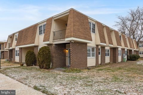 Photo of 3 - 2 Florence Tollgate Place, FLORENCE, NJ 08518 (MLS # NJBL2098176)