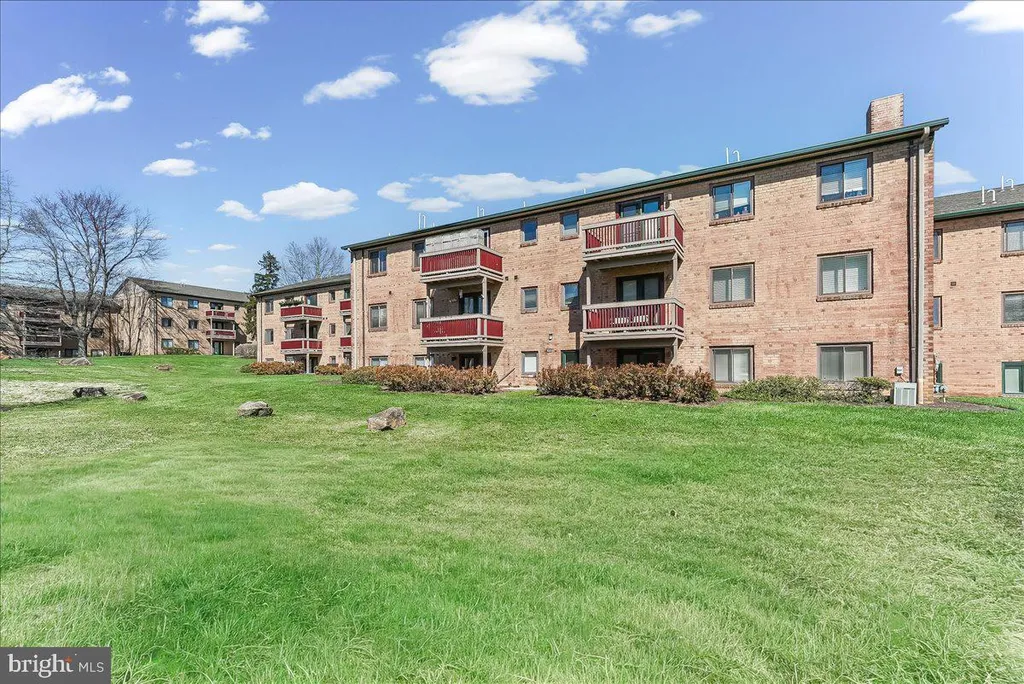 7001 Pleasant Court Unit 7001, Wilmington, DE 19802