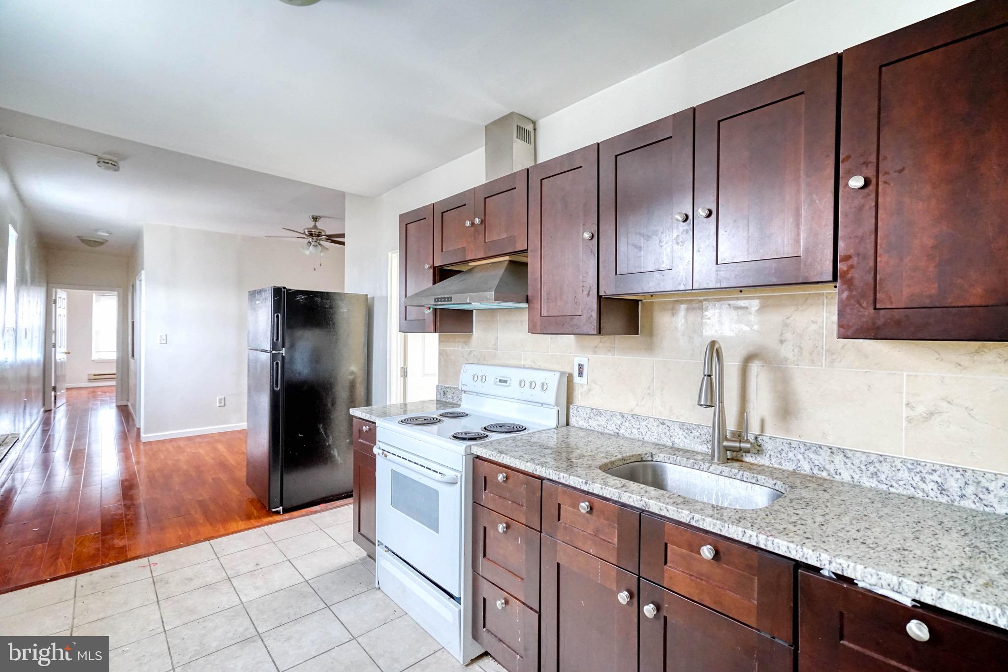 GRAYS FERRY - Residential Lease