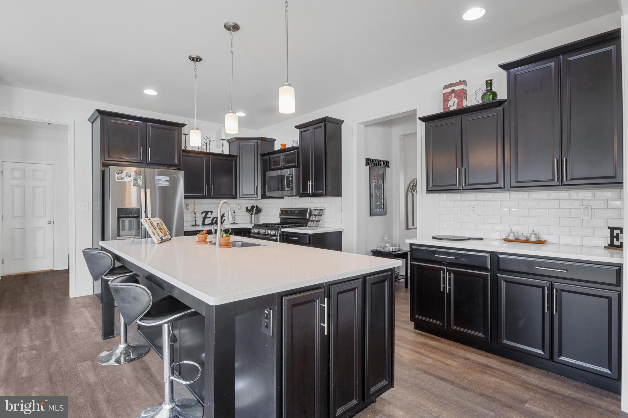 HUNTER CREEK - Residential