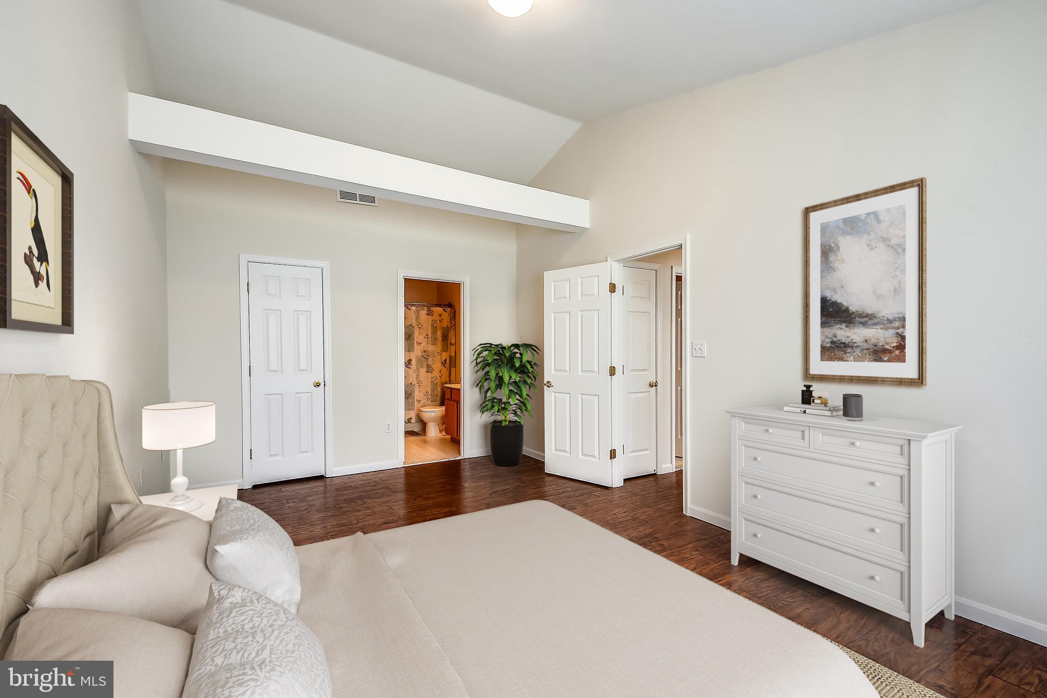 WOODLAWN HEIGHTS - Residential